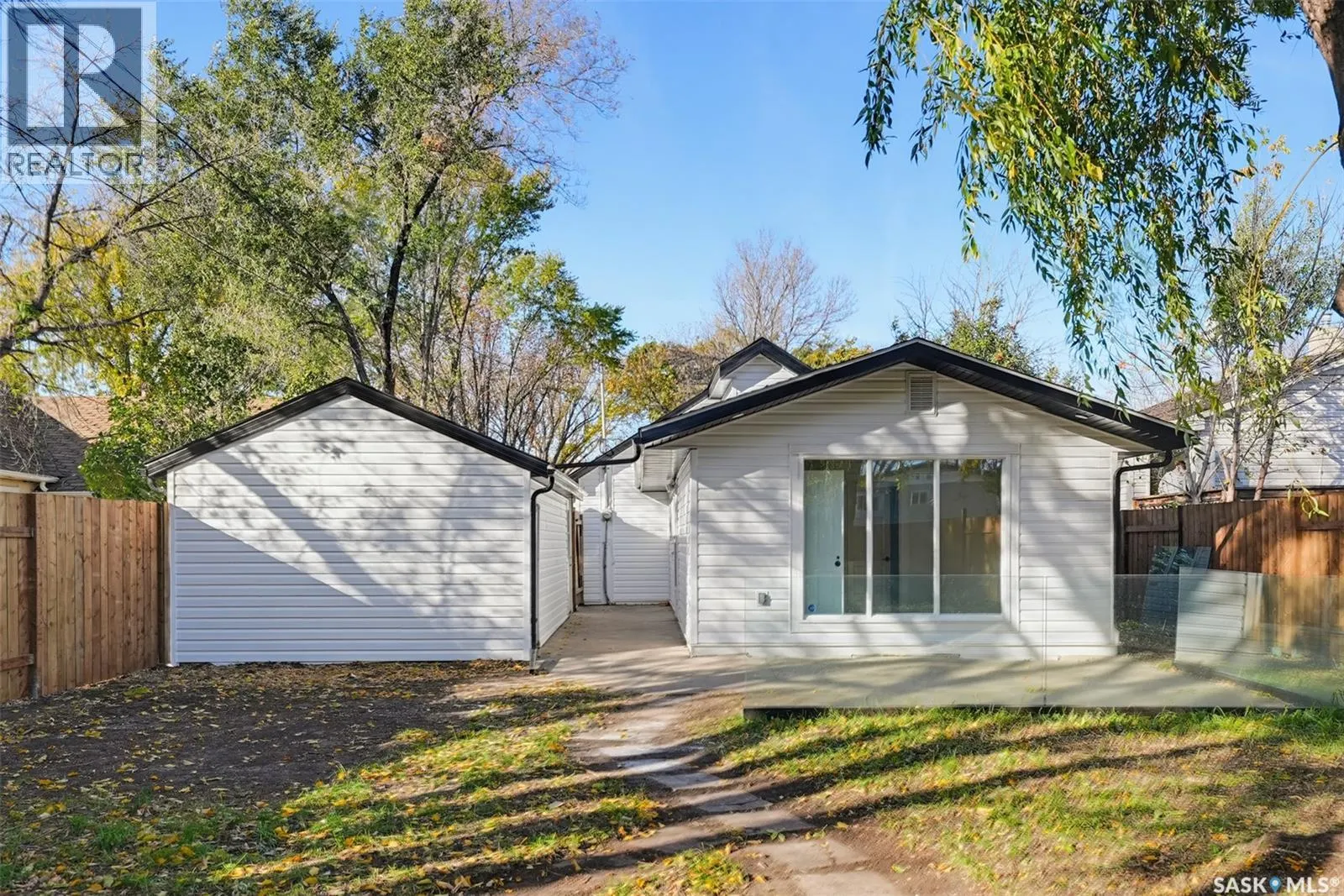 836 K AVENUE N