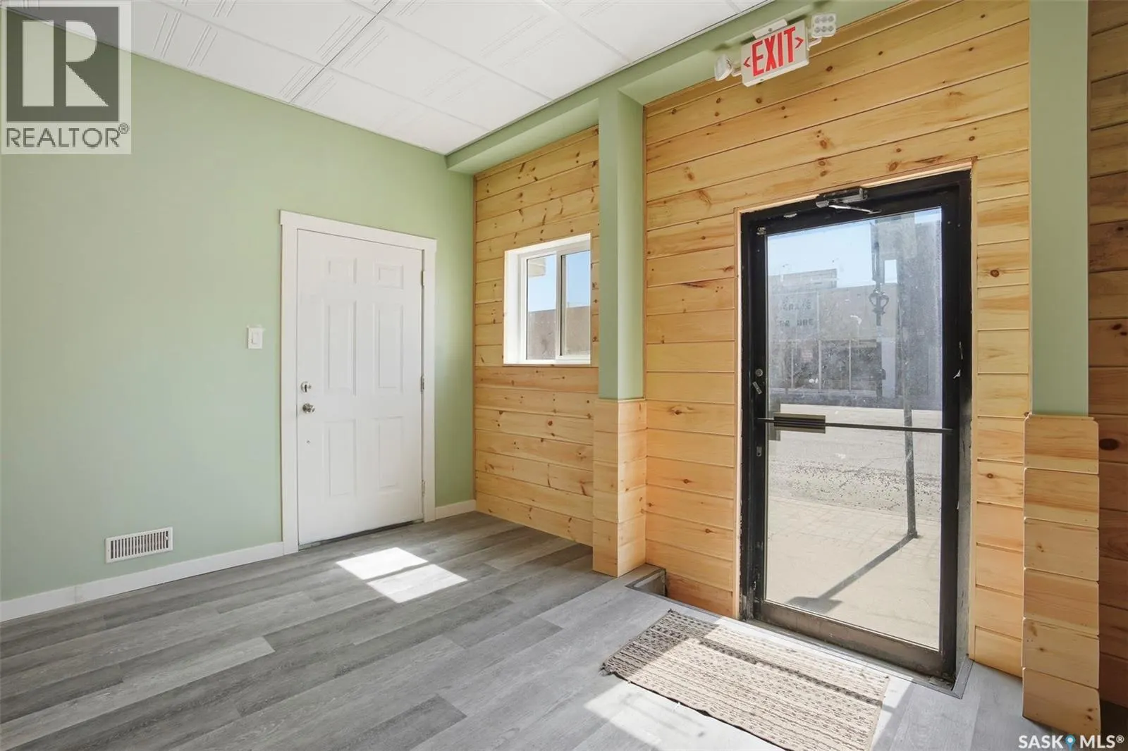 418 20th STREET W