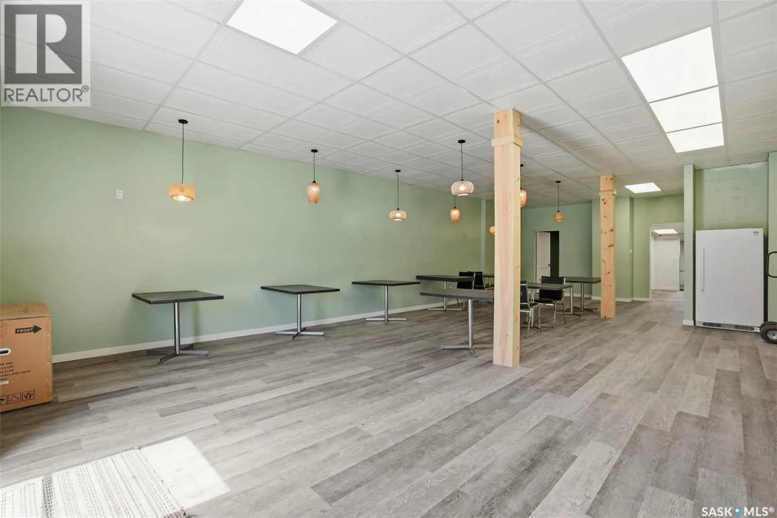 418 20th STREET W