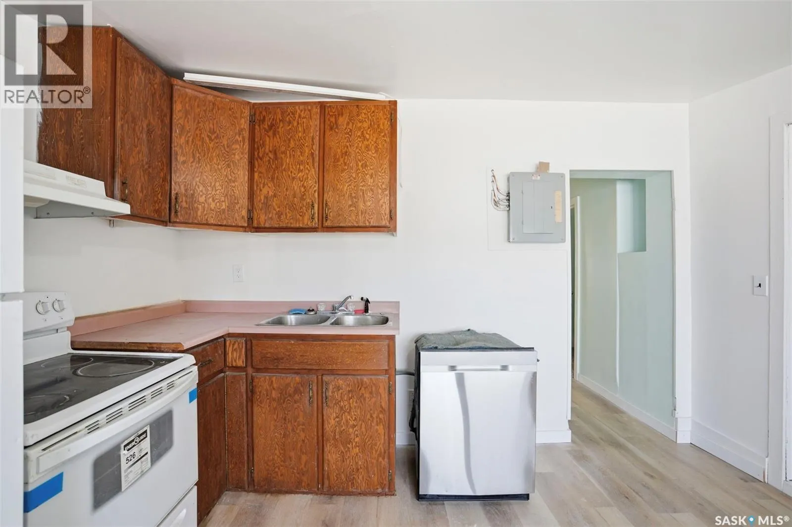 418 20th STREET W