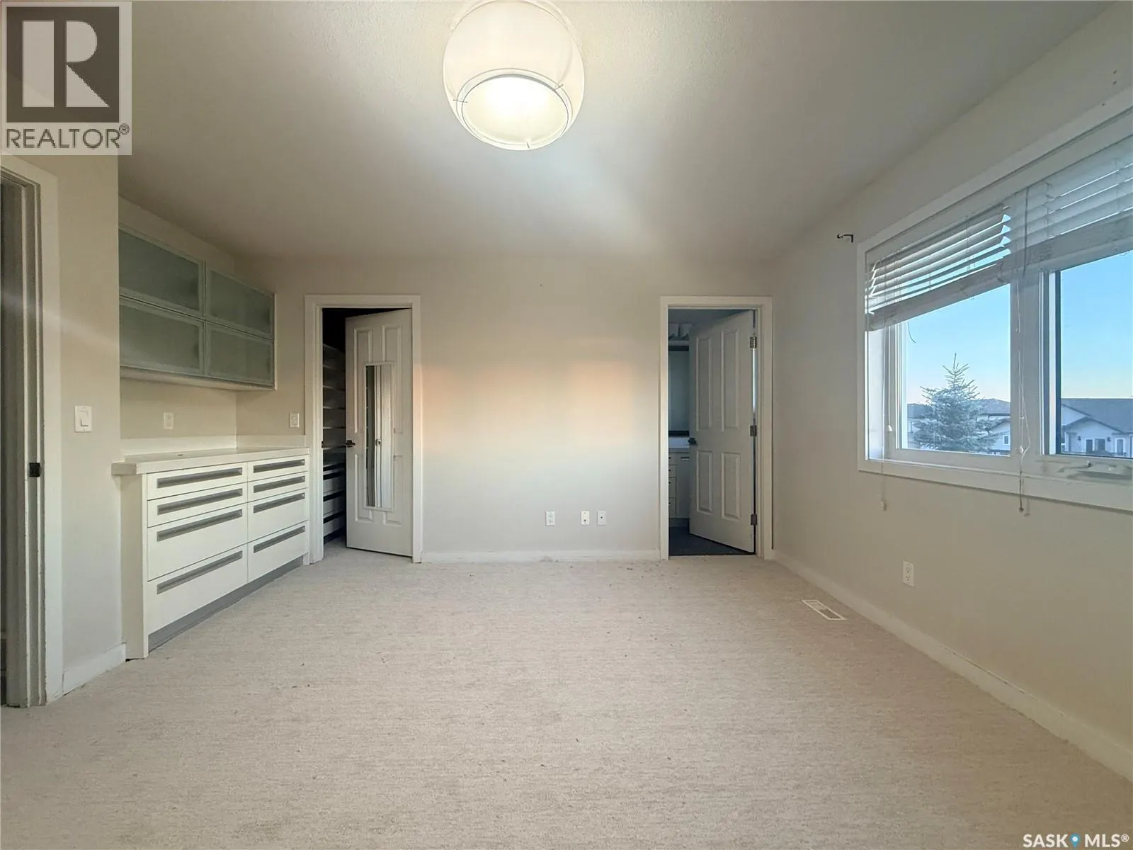 1311 Denham CRESCENT