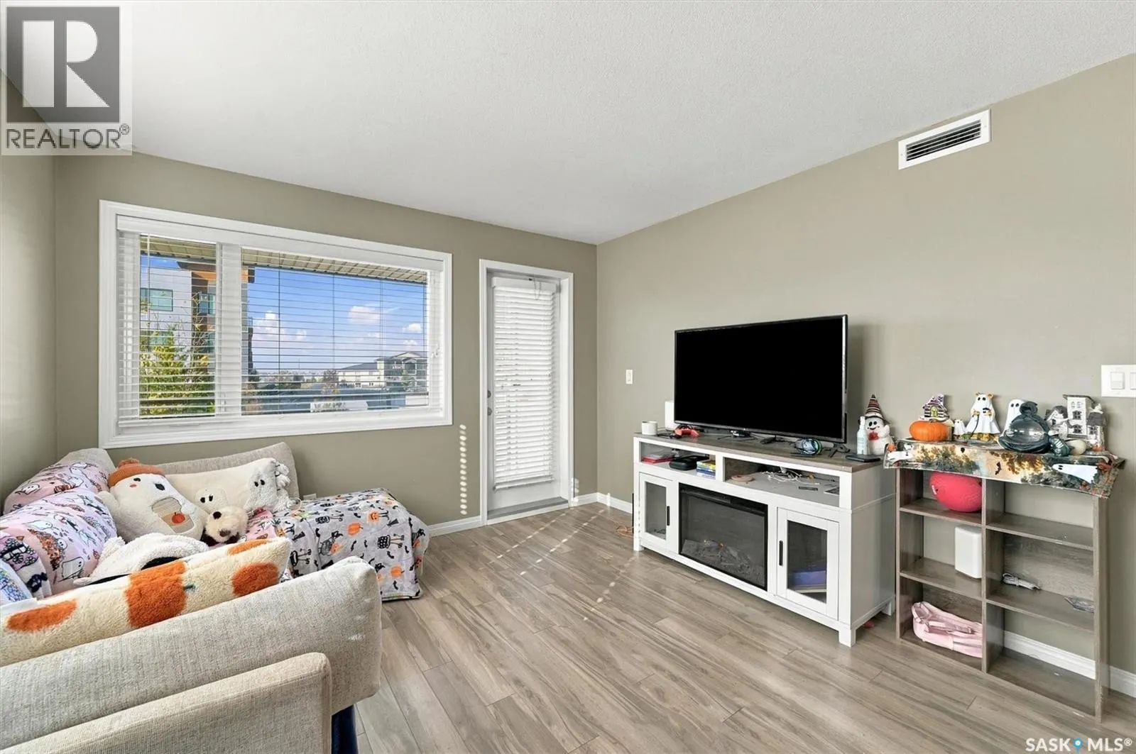 5105 110 Willis CRESCENT