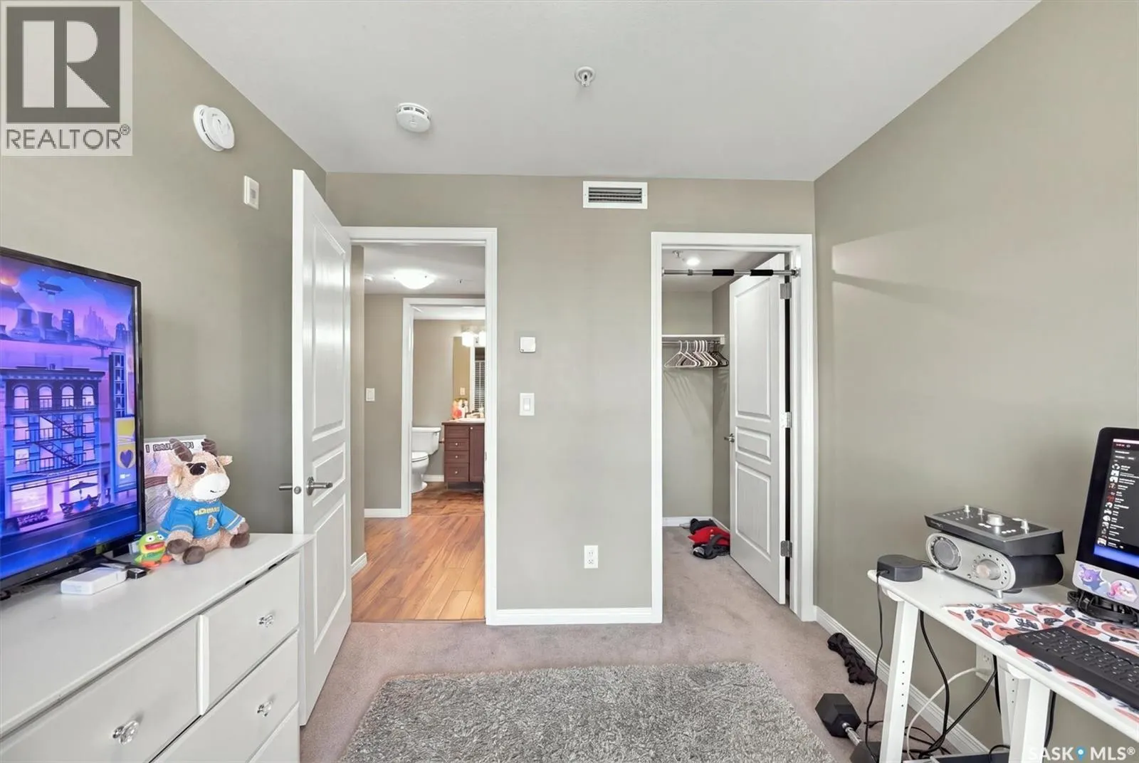 5105 110 Willis CRESCENT