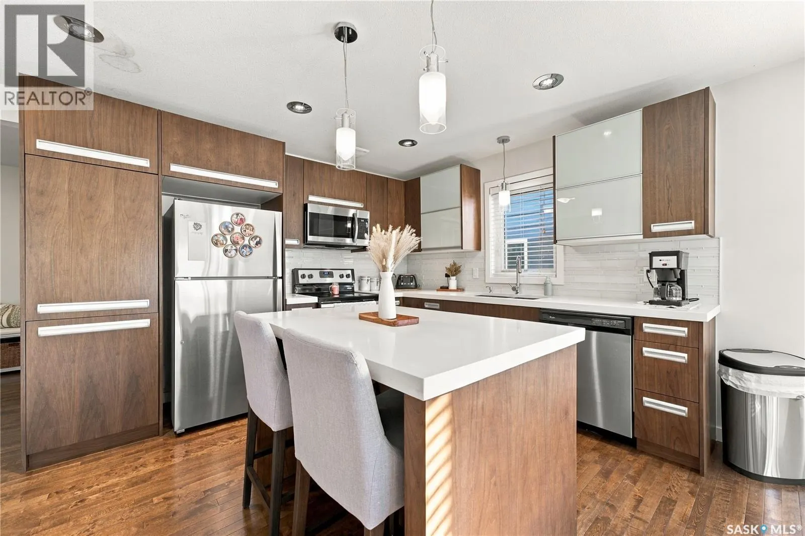 430 Pichler CRESCENT