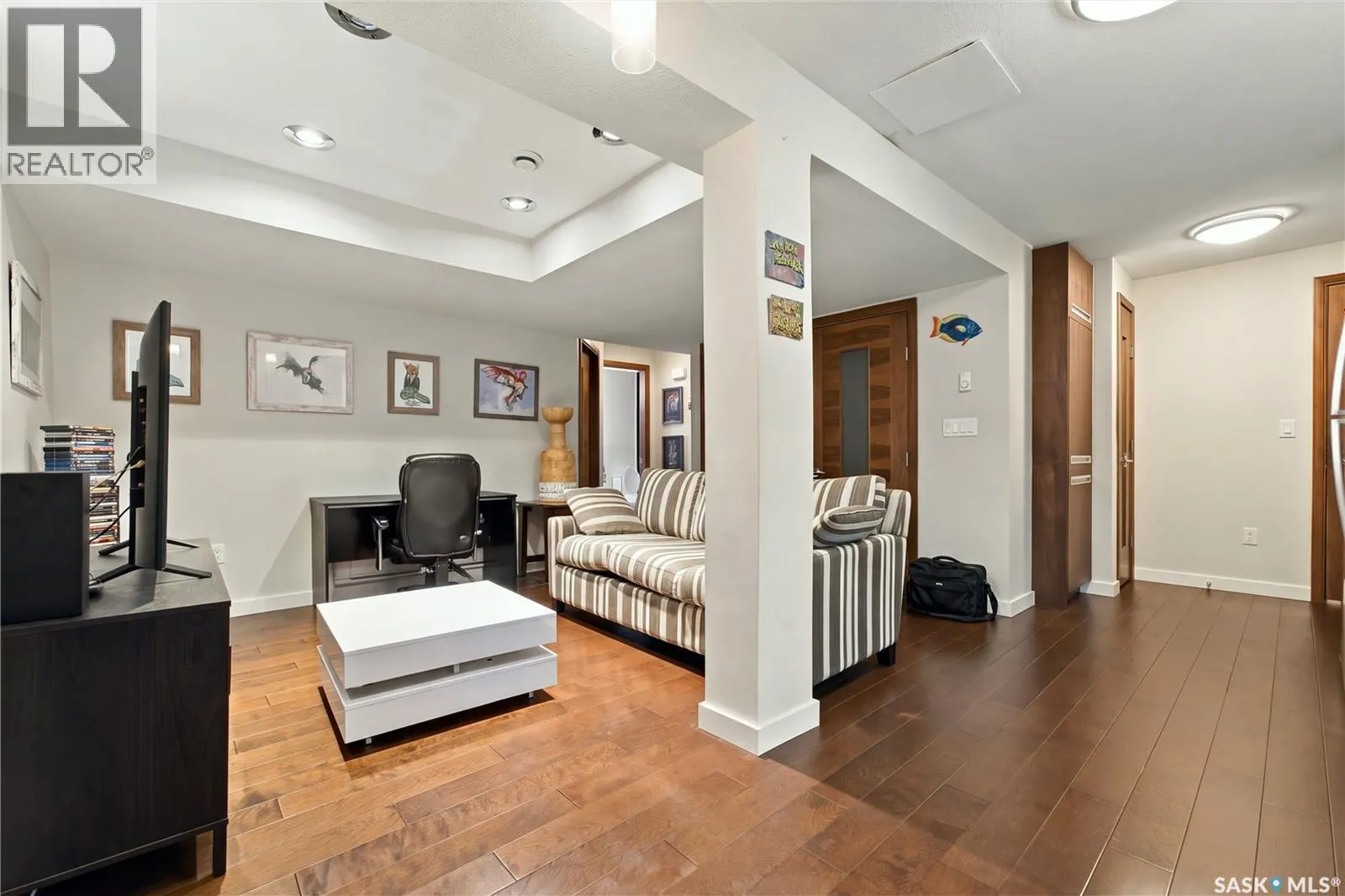 430 Pichler CRESCENT