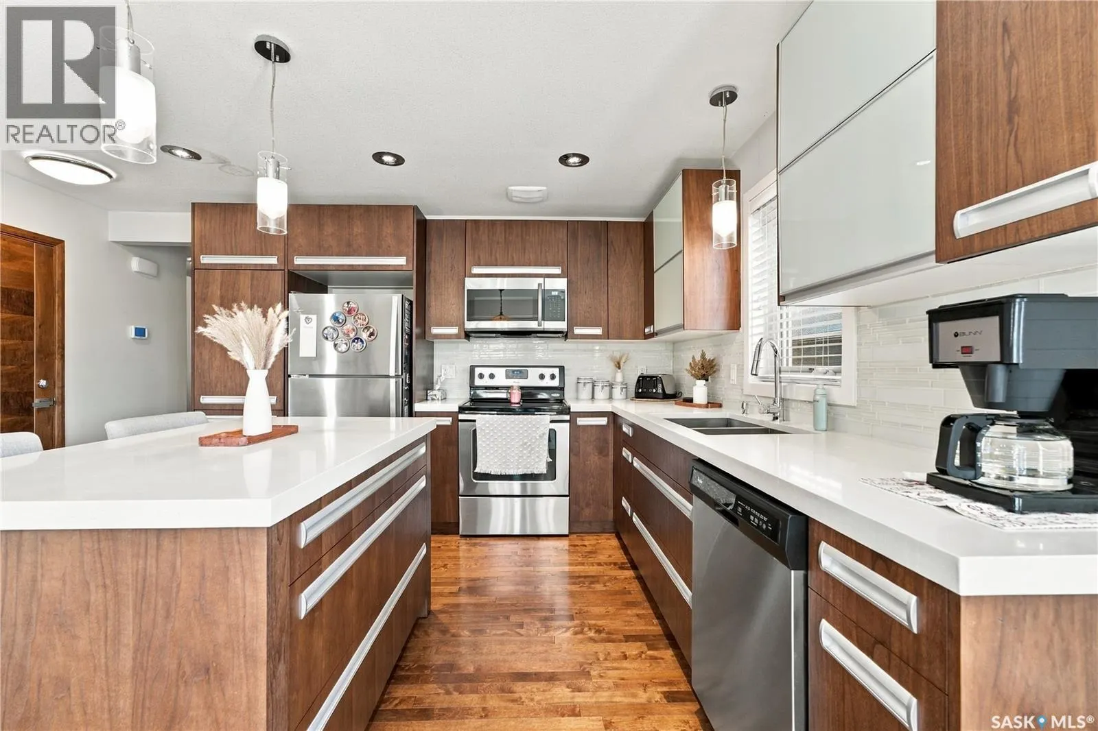 430 Pichler CRESCENT