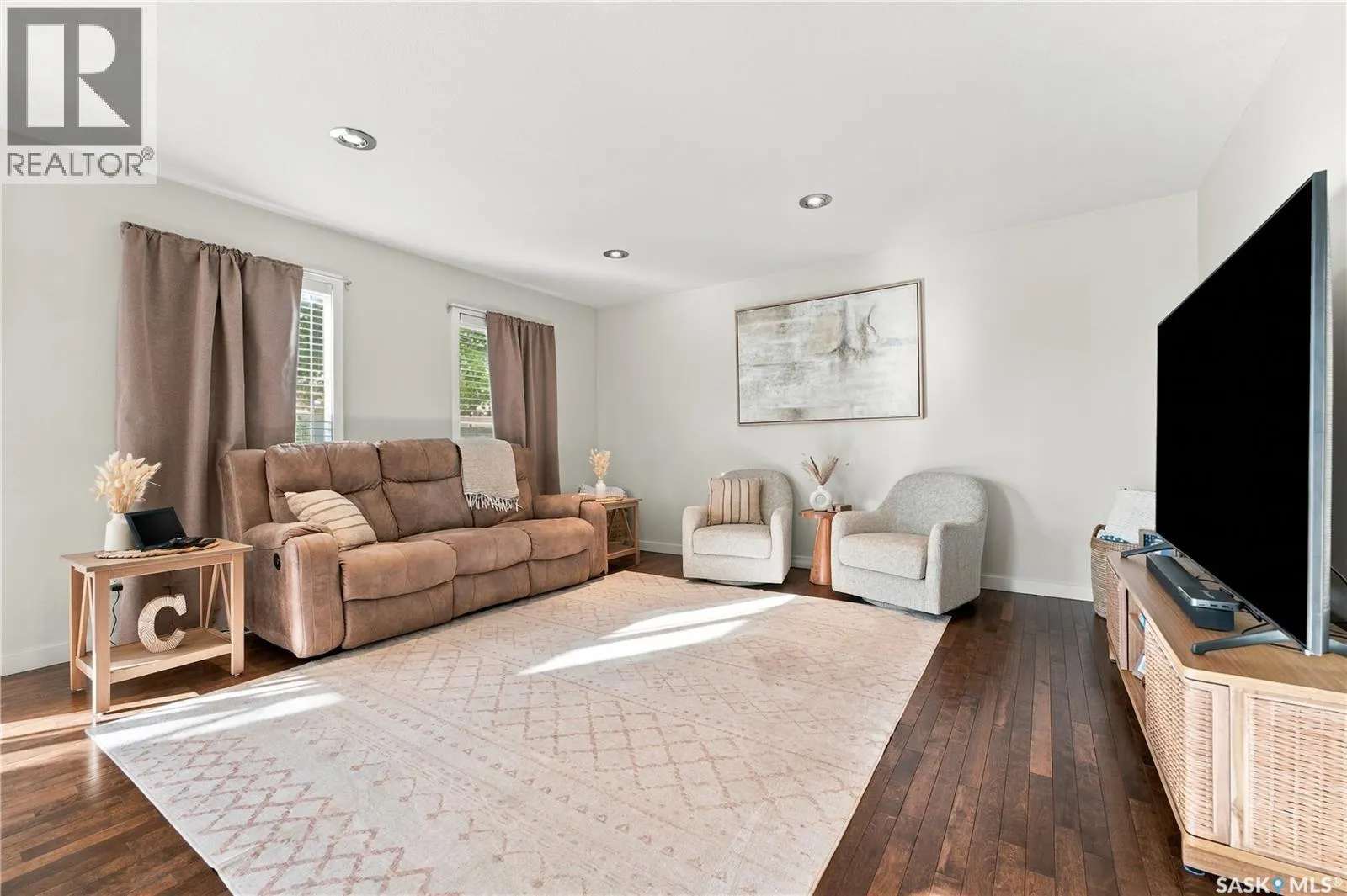 430 Pichler CRESCENT