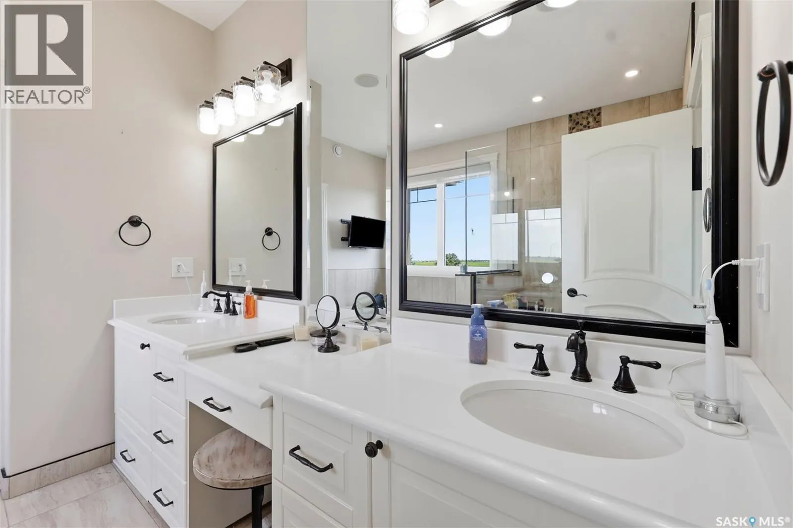 419 Salloum BAY