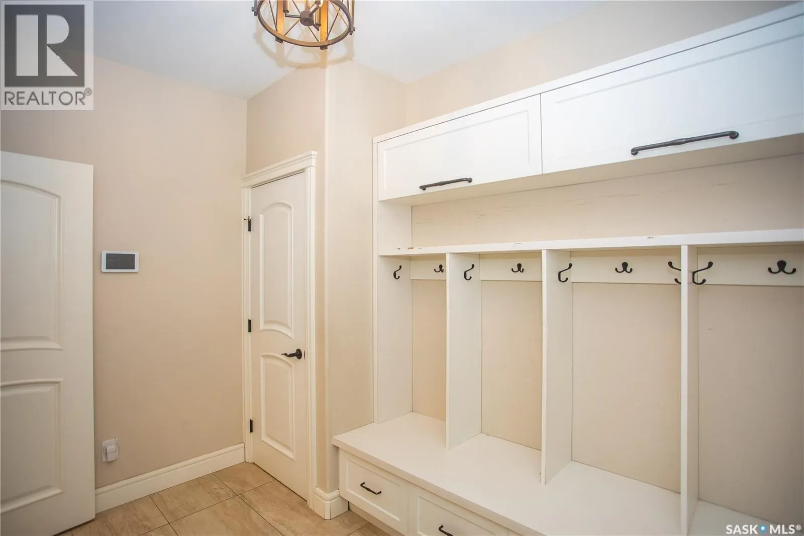419 Salloum BAY
