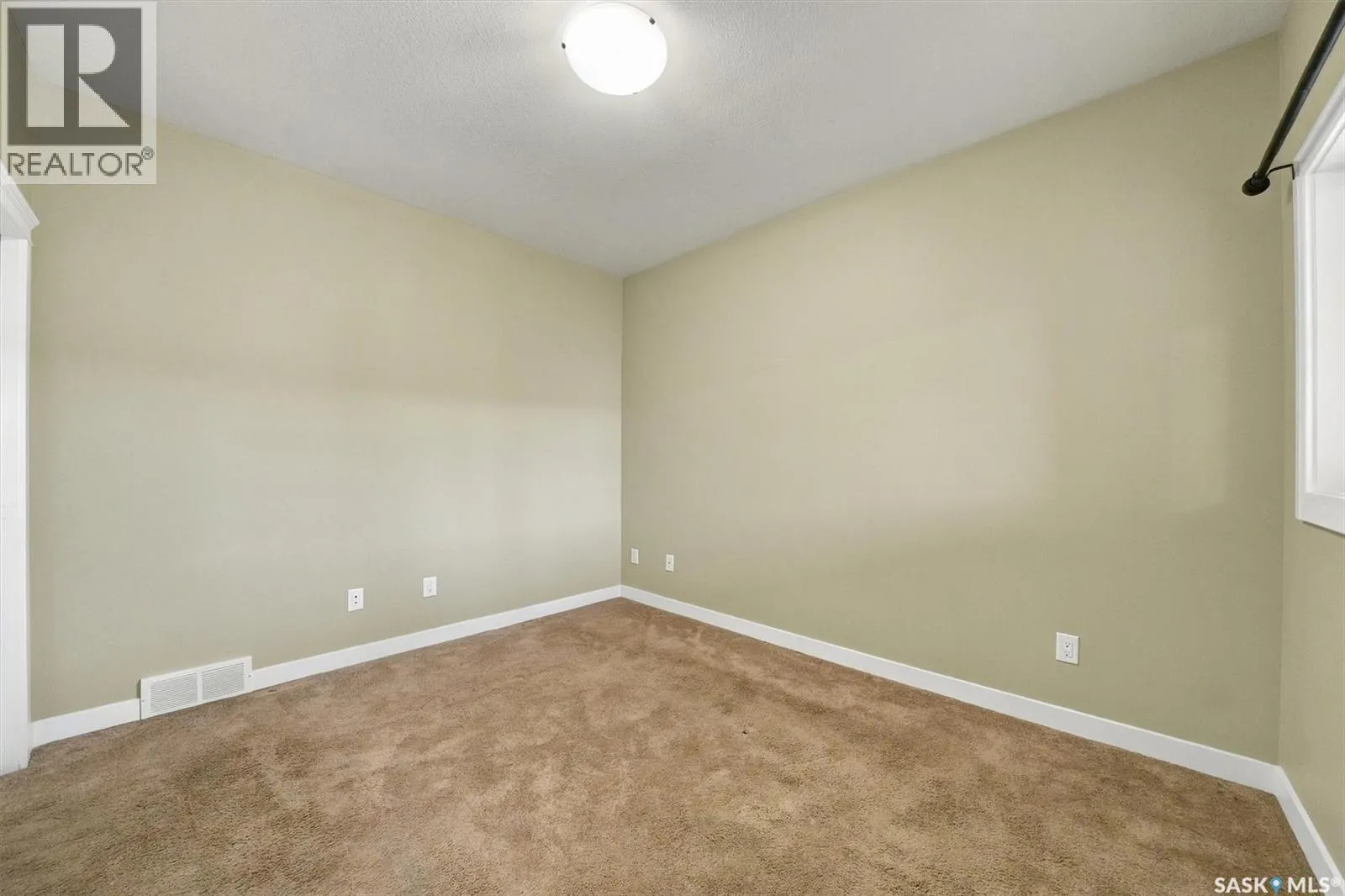 417 Langer PLACE