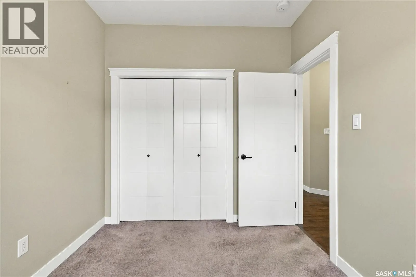 417 Langer PLACE