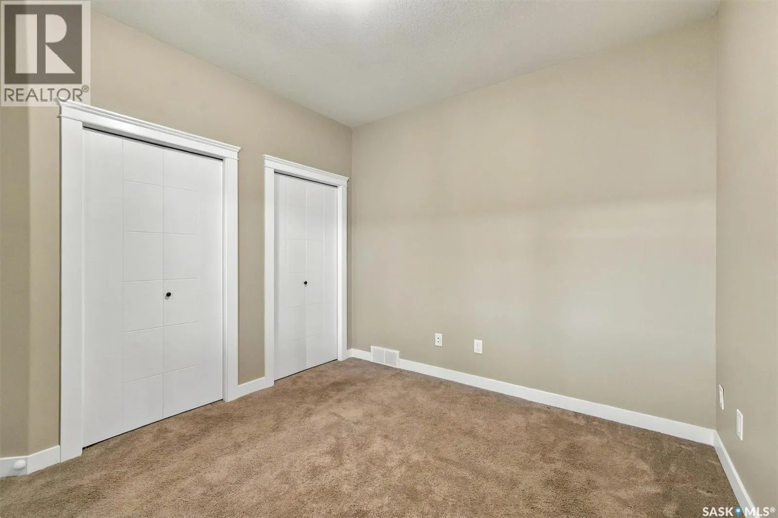 417 Langer PLACE