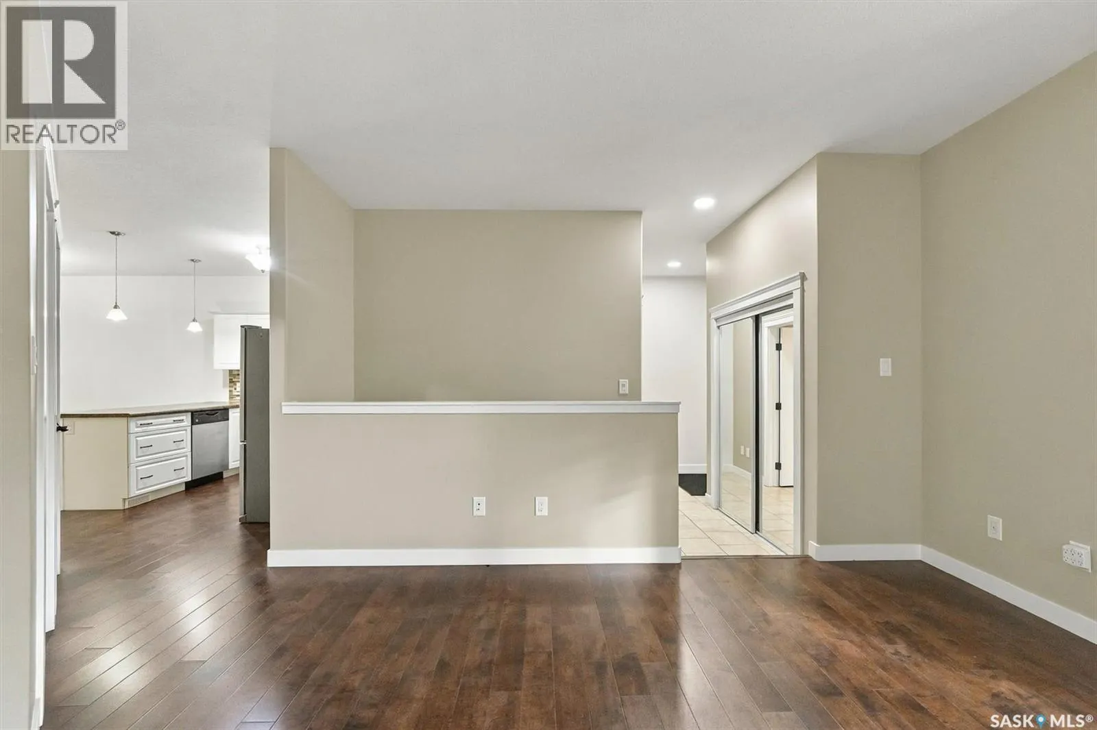 417 Langer PLACE