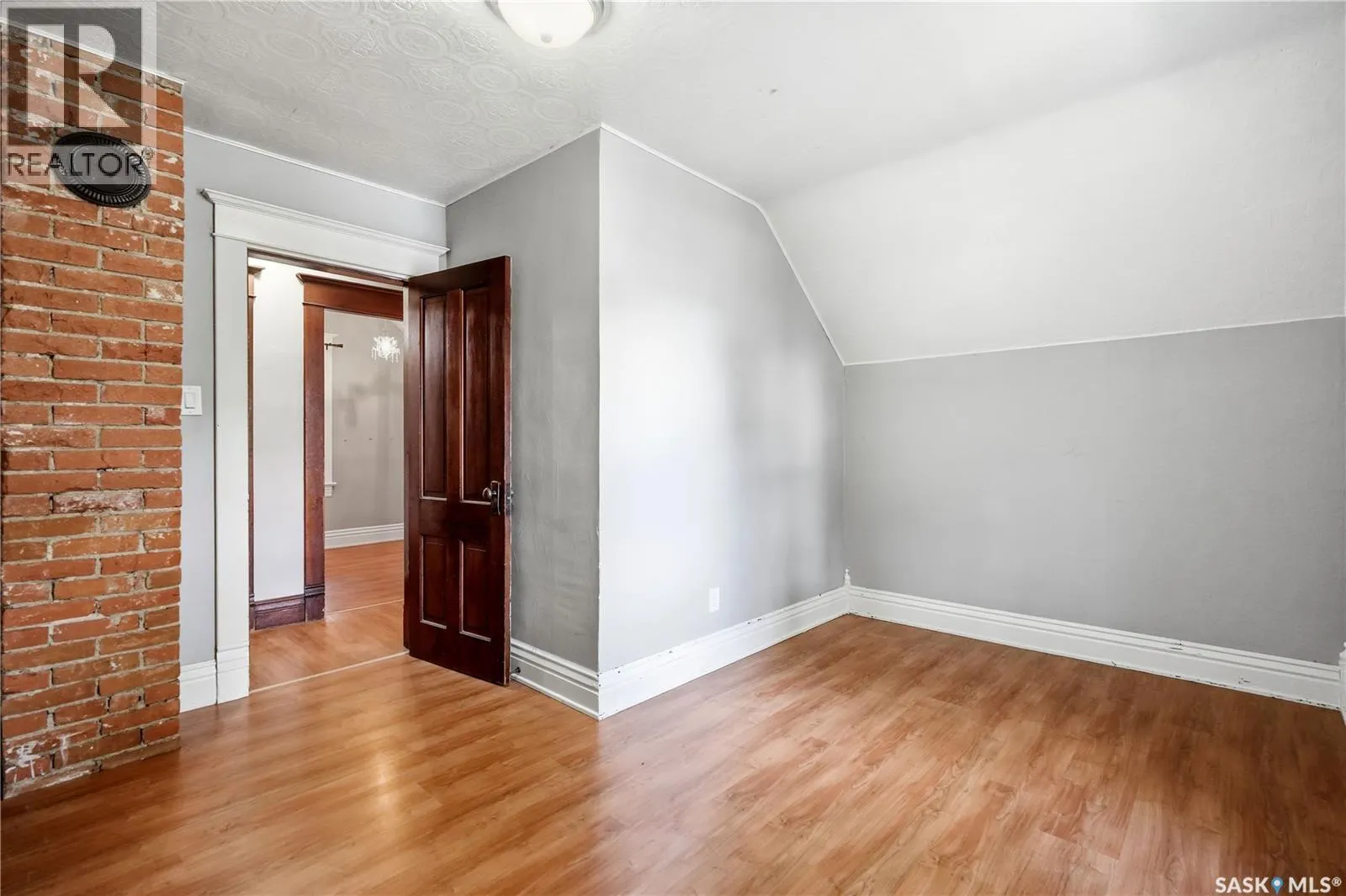 447 Duffield STREET W