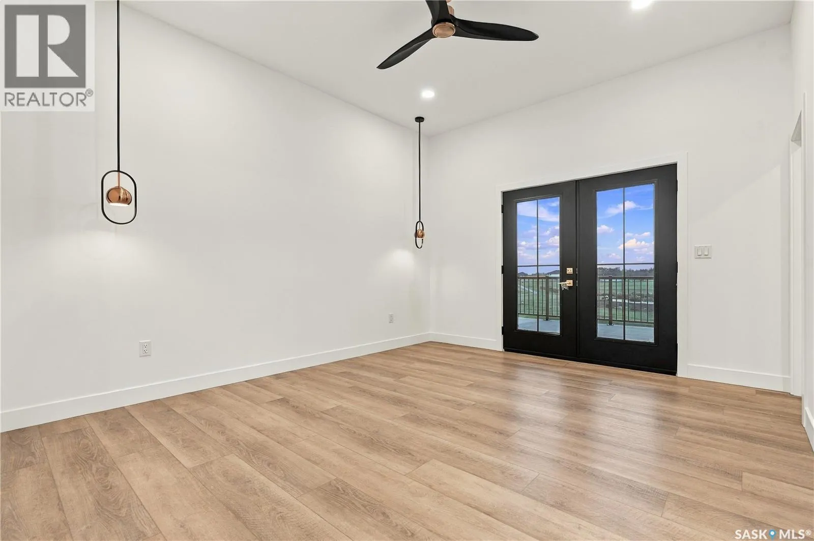 306 Sunset DRIVE