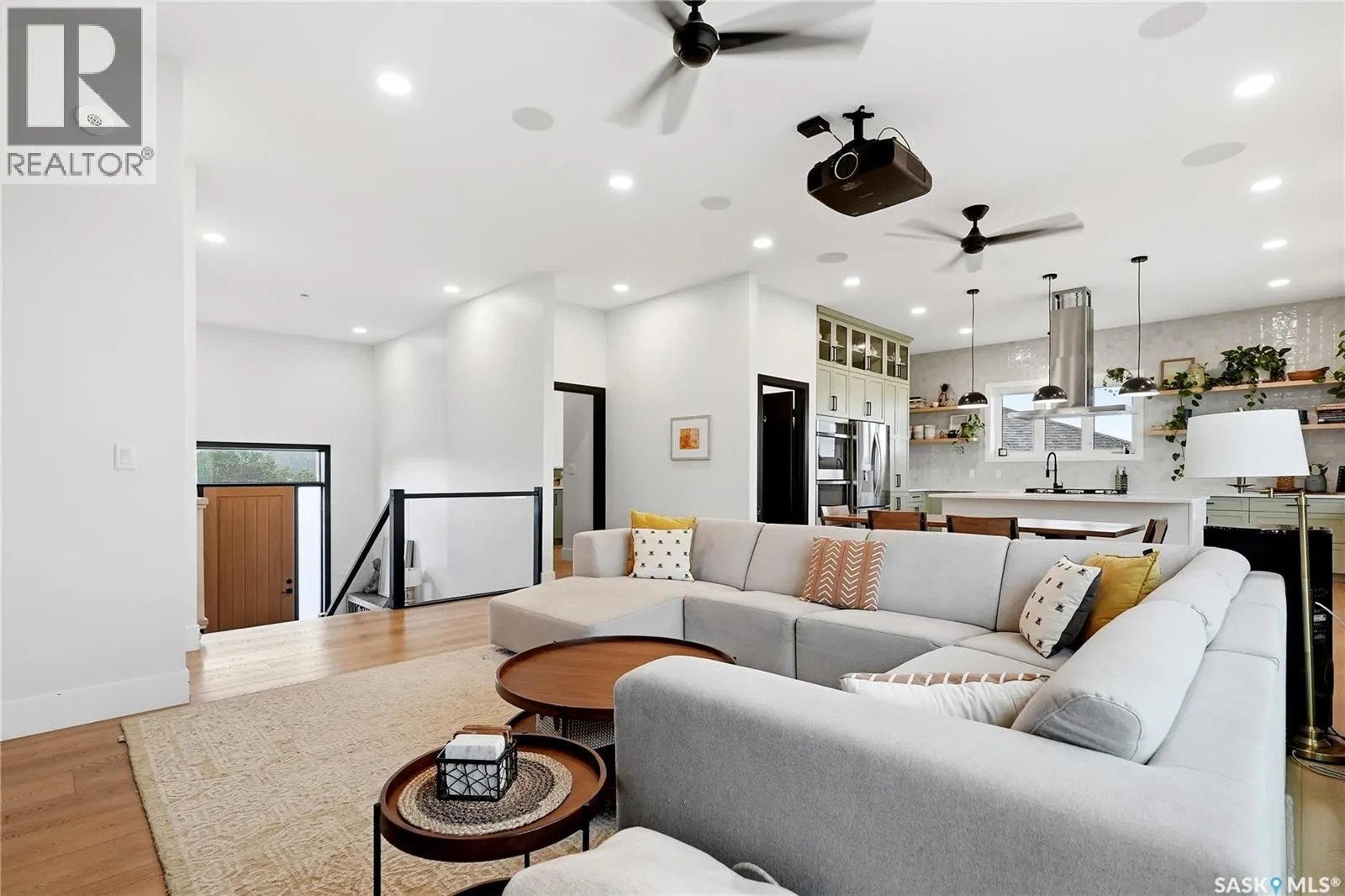 306 Sunset DRIVE