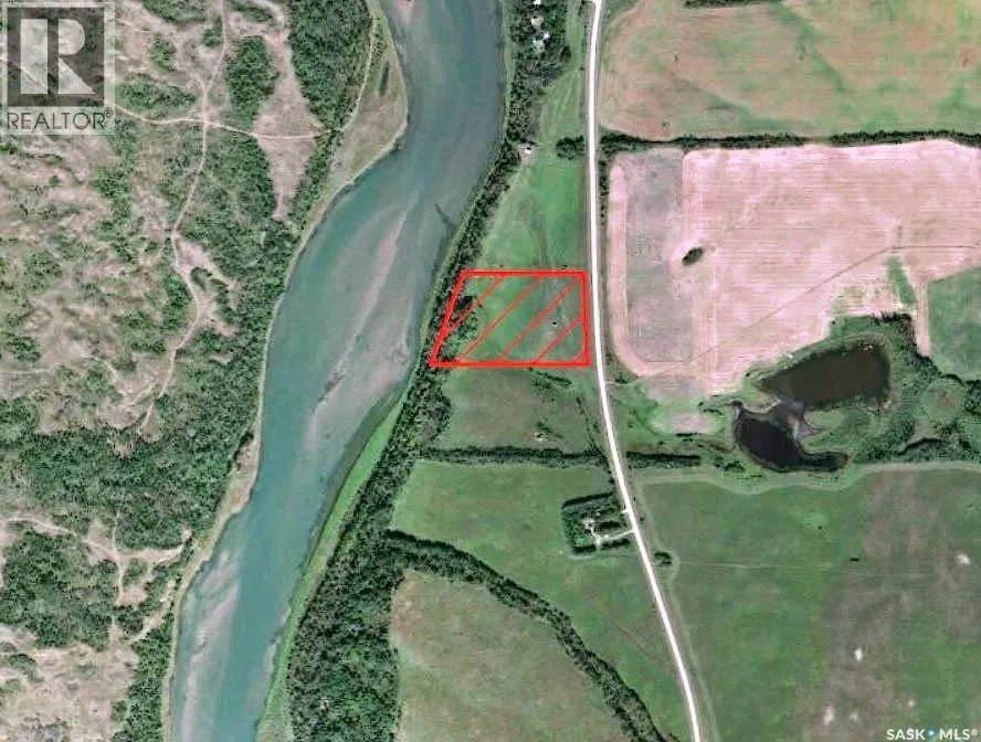 Farnese Acreage River Land