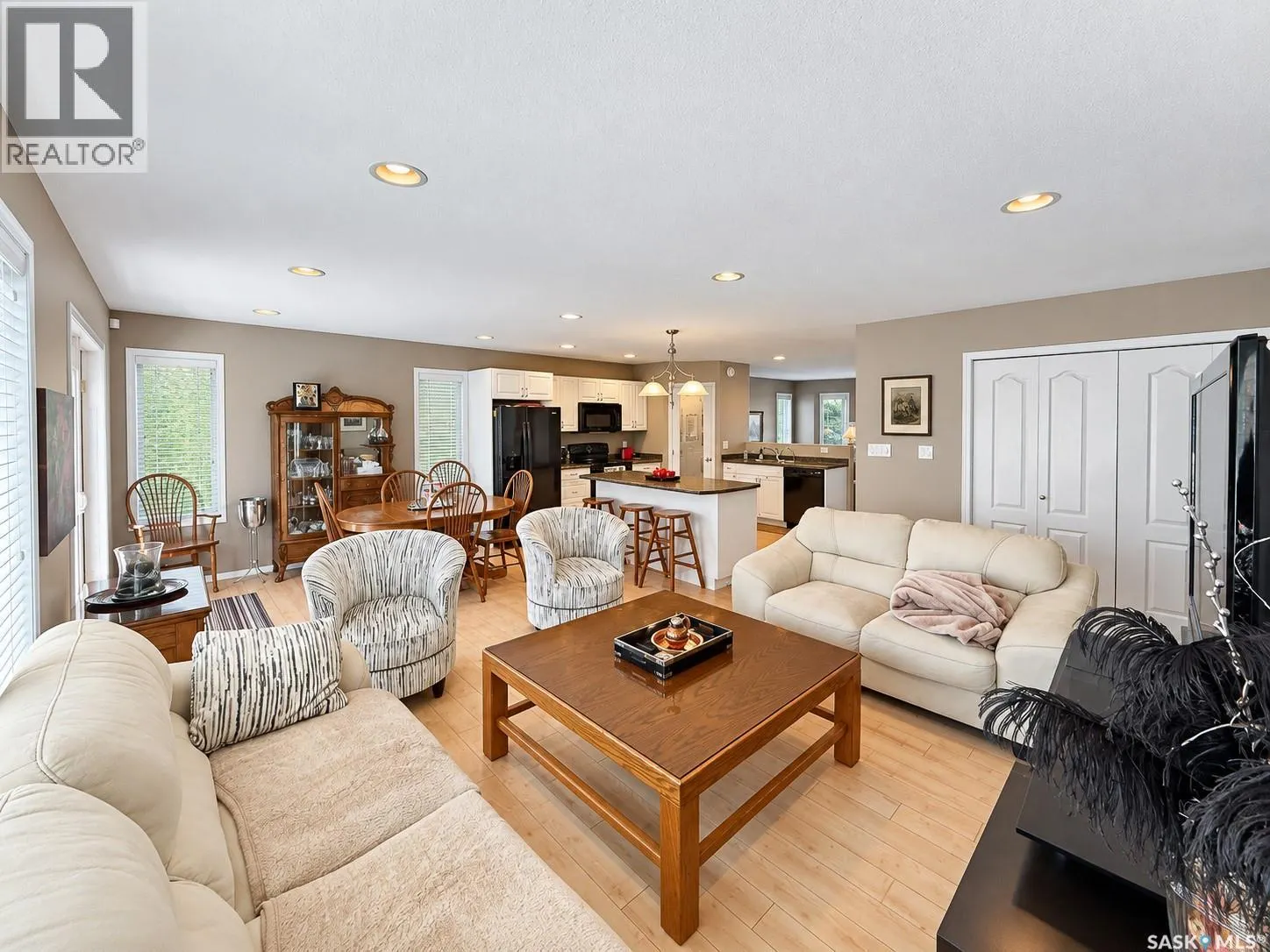 C 10922 AMOS DRIVE