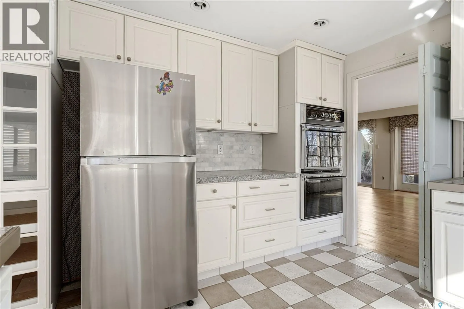 1034 Gryphons WALK
