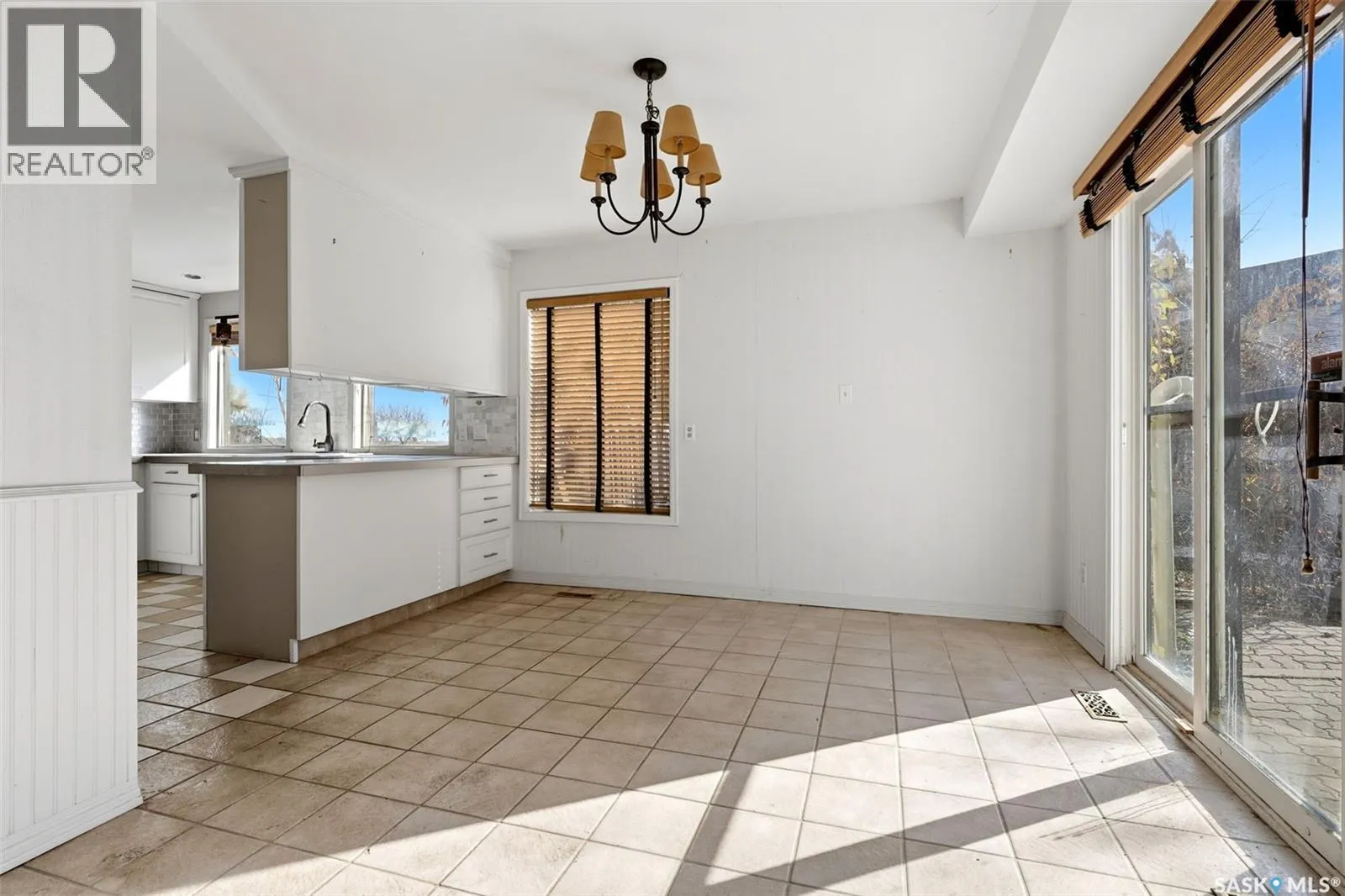 1034 Gryphons WALK