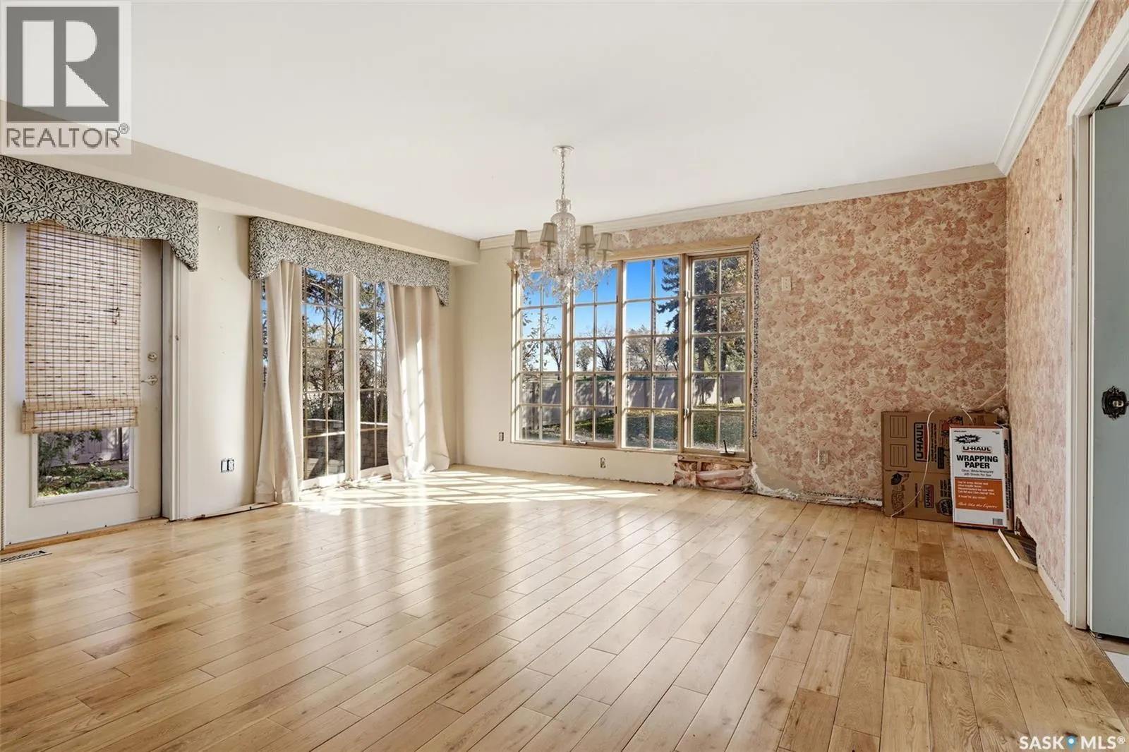 1034 Gryphons WALK