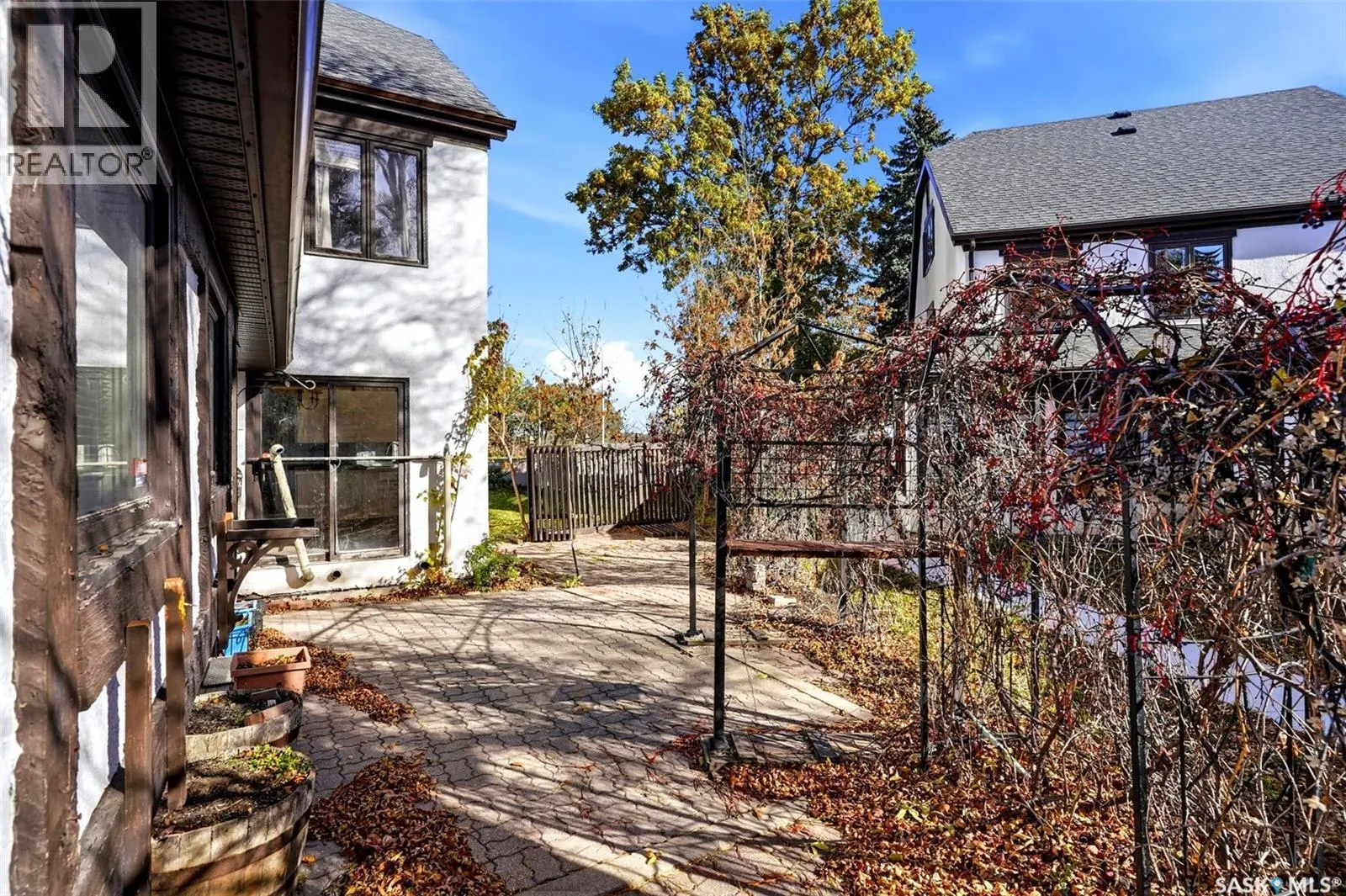 1034 Gryphons WALK