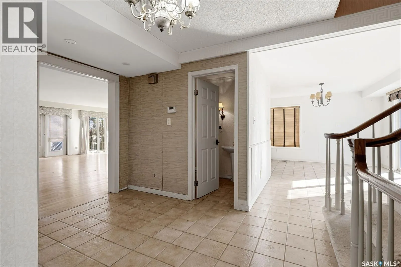 1034 Gryphons WALK