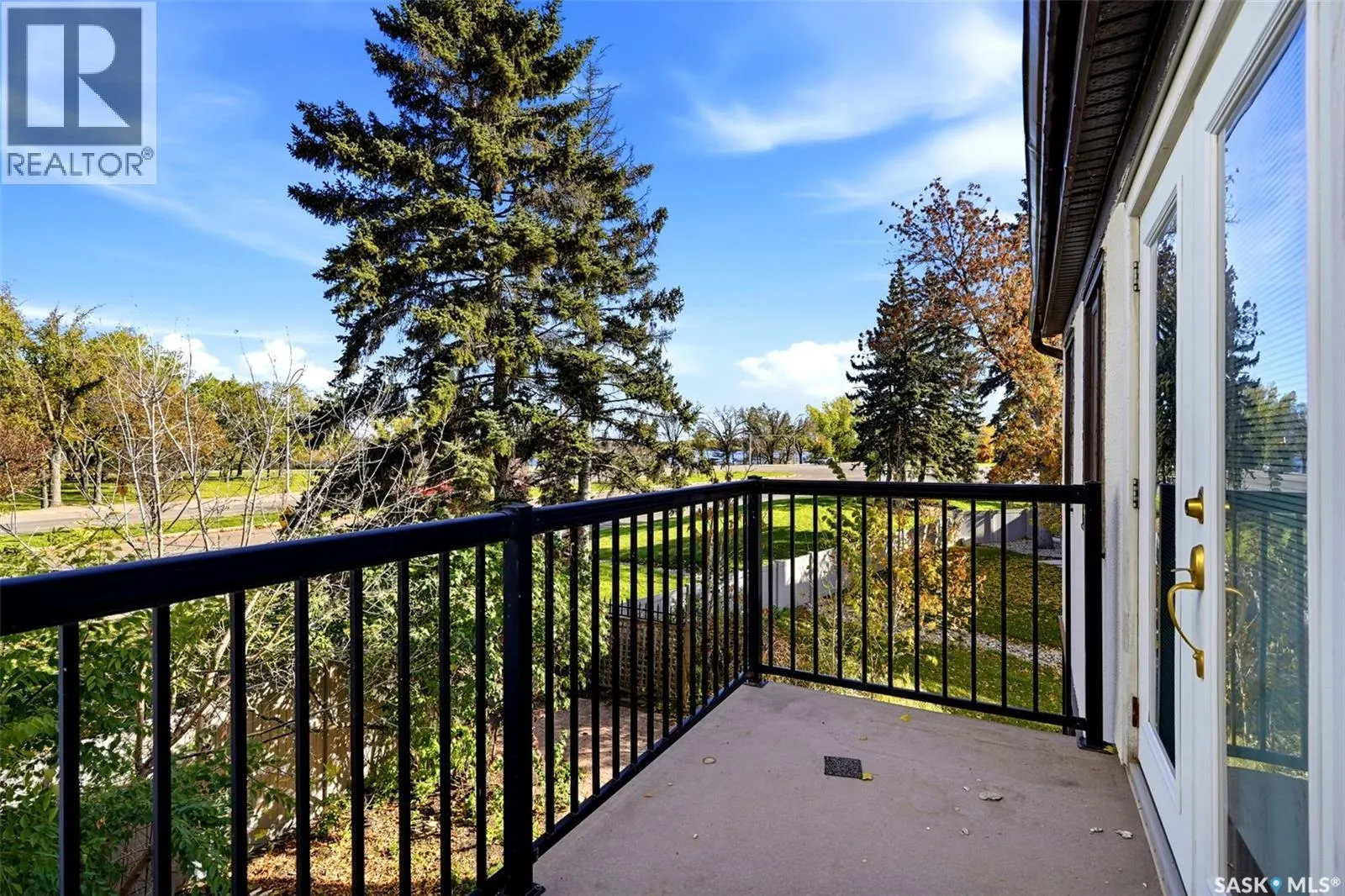 1034 Gryphons WALK
