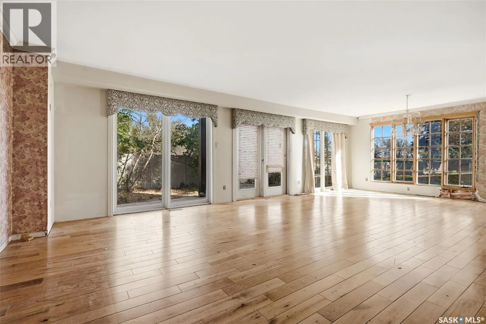 1034 Gryphons WALK