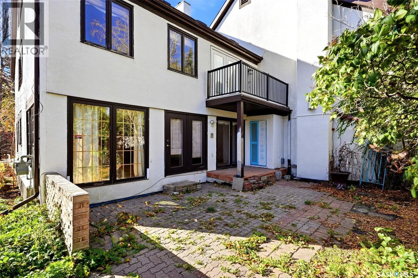 1034 Gryphons WALK
