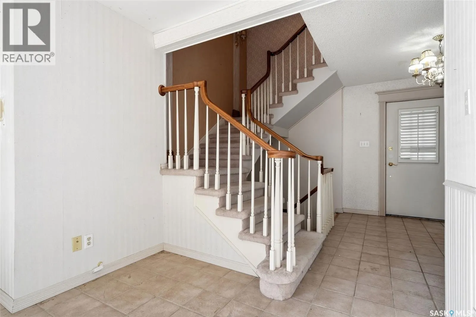 1034 Gryphons WALK