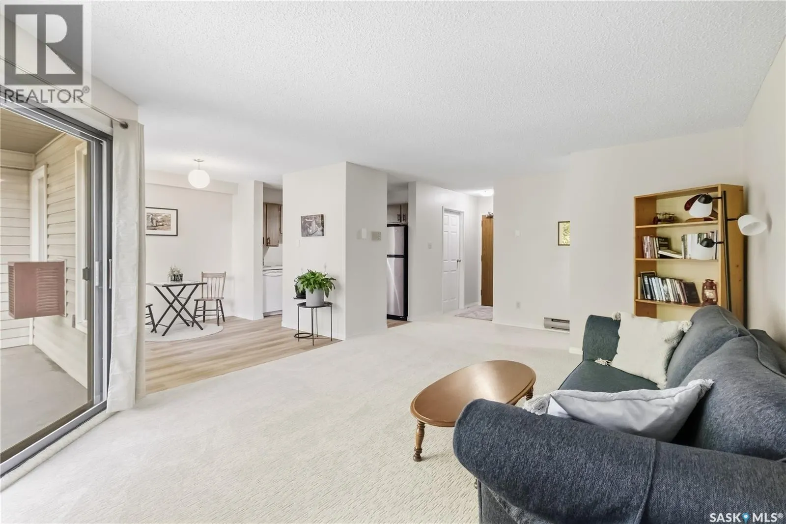 303 302 Tait CRESCENT