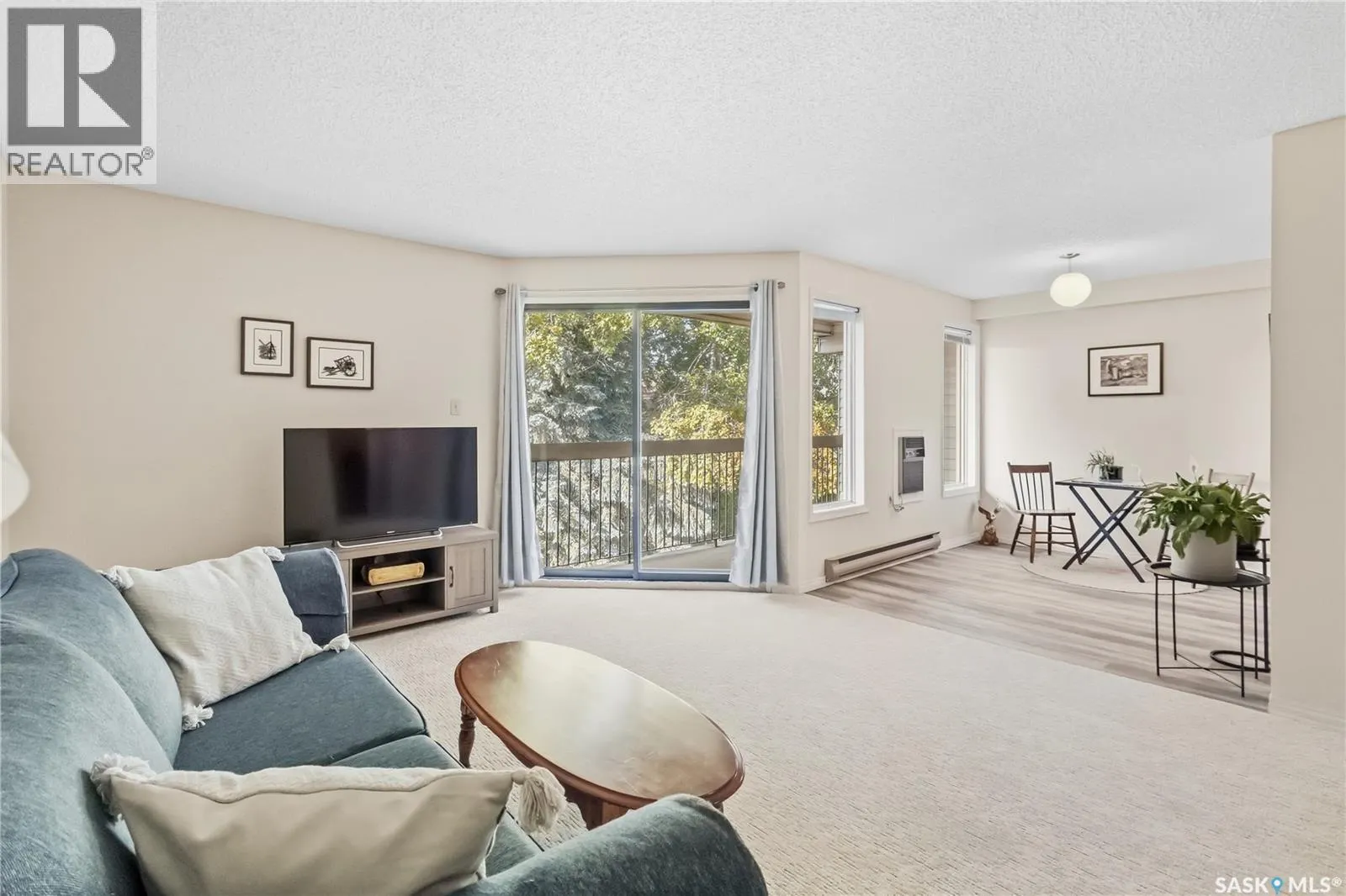 303 302 Tait CRESCENT