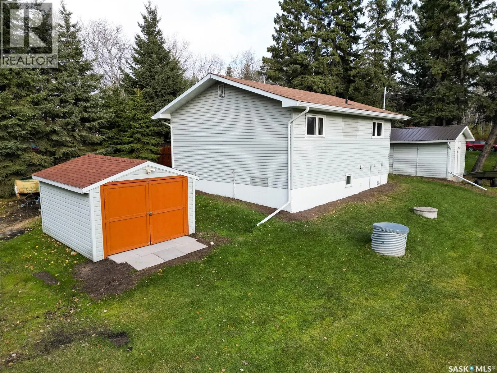 682 1st St N - Green Acres
