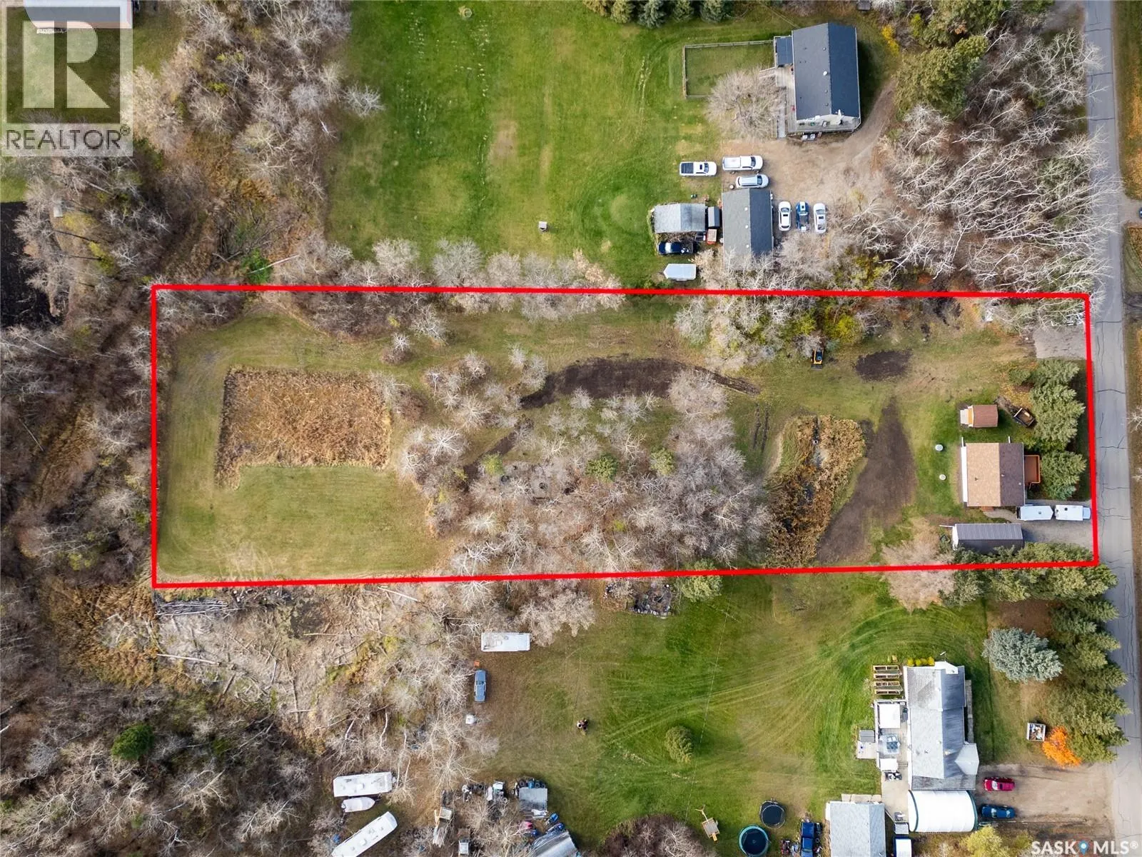 682 1st St N - Green Acres
