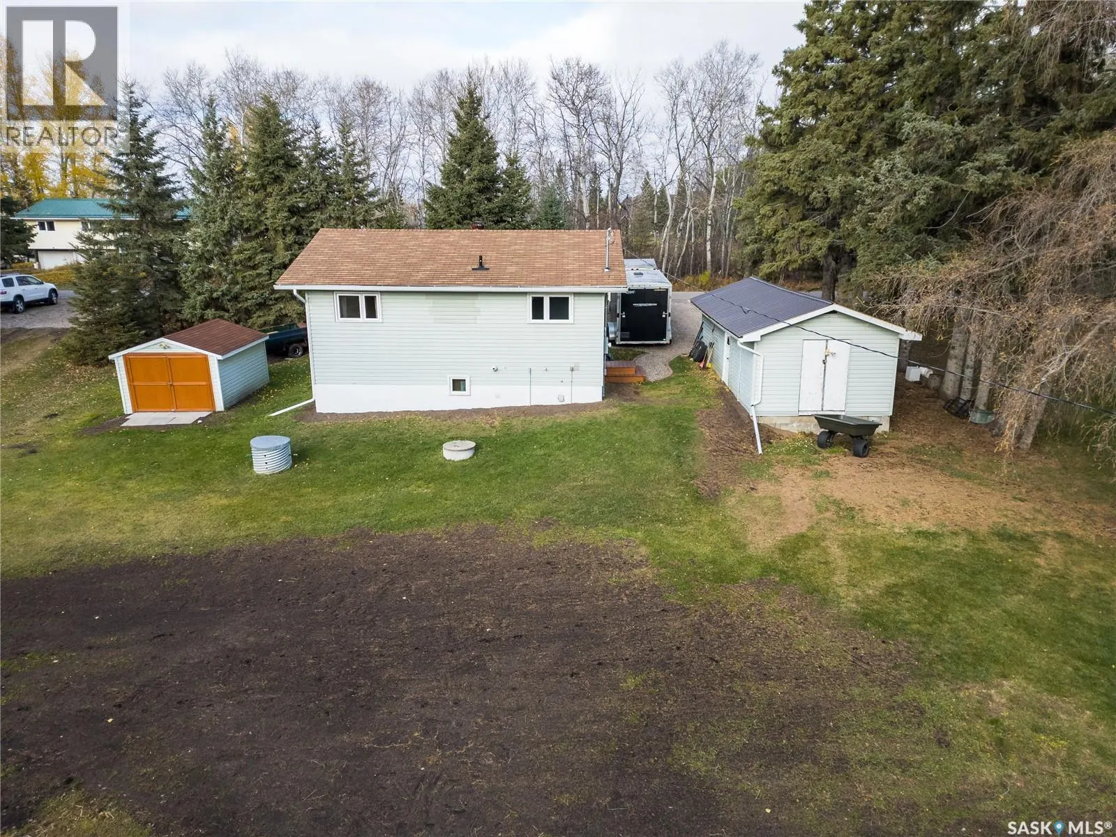 682 1st St N - Green Acres