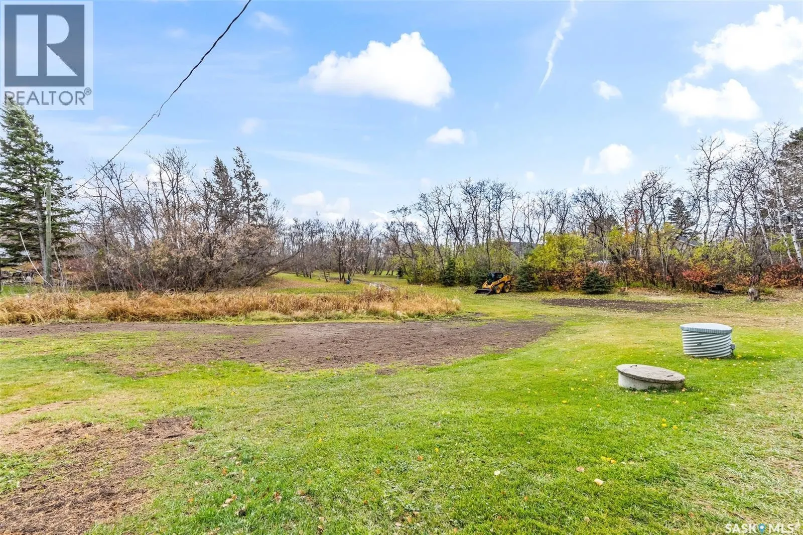 682 1st St N - Green Acres