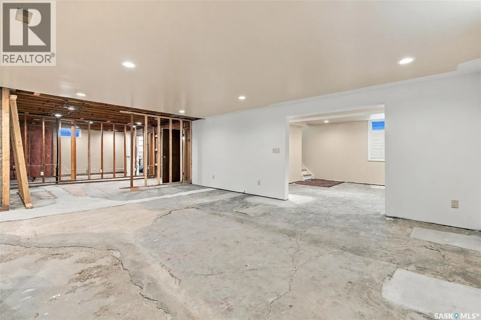 139 Sunset DRIVE