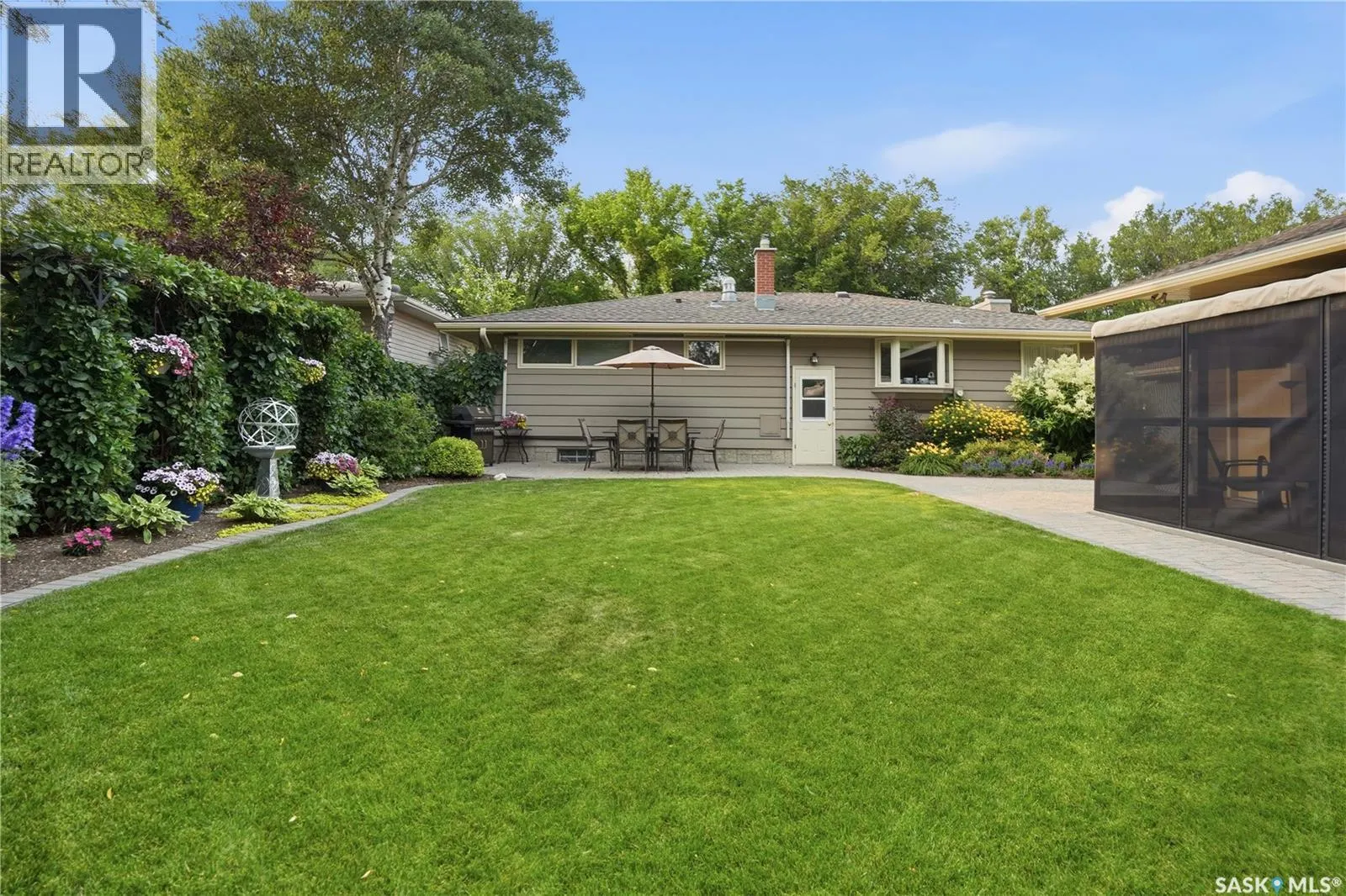 139 Sunset DRIVE