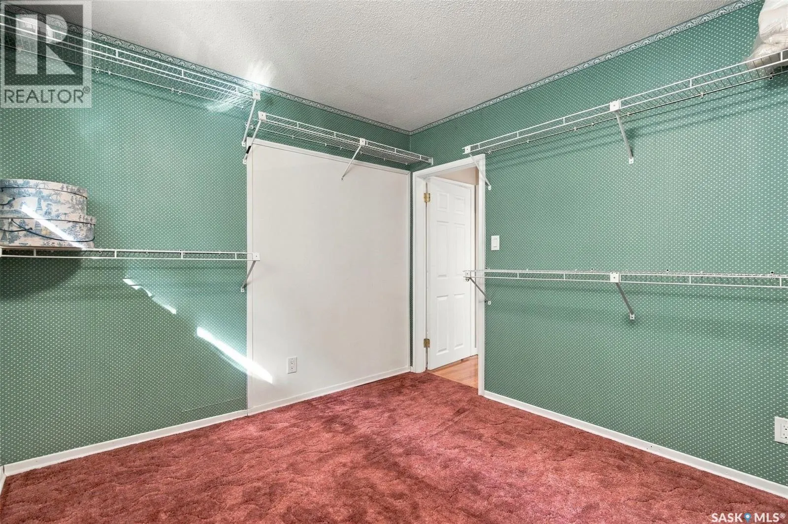 139 Sunset DRIVE