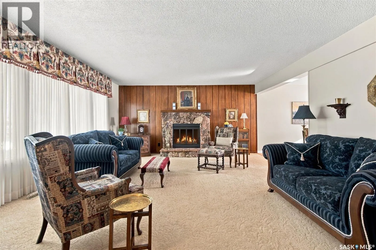 139 Sunset DRIVE
