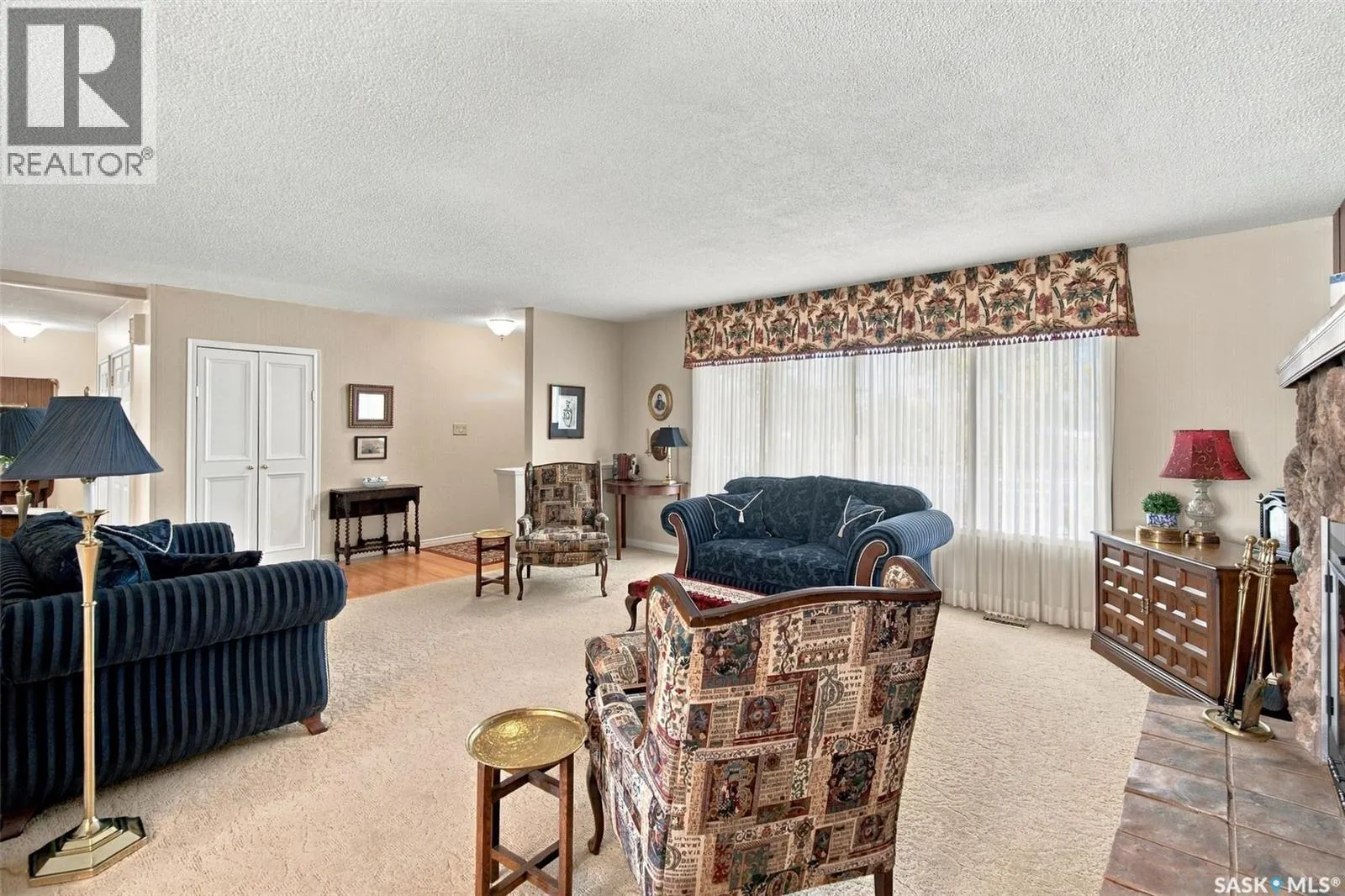 139 Sunset DRIVE