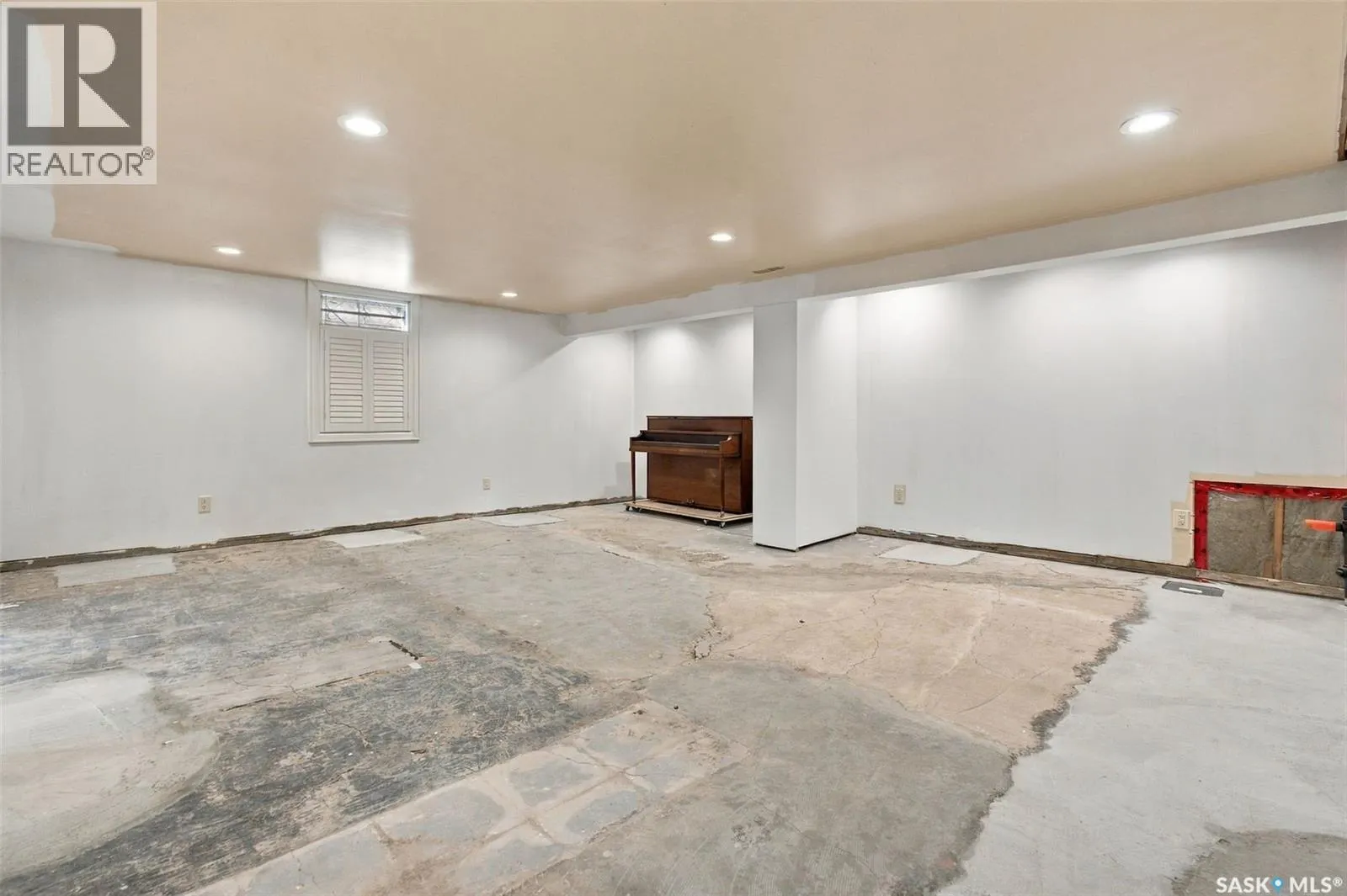 139 Sunset DRIVE