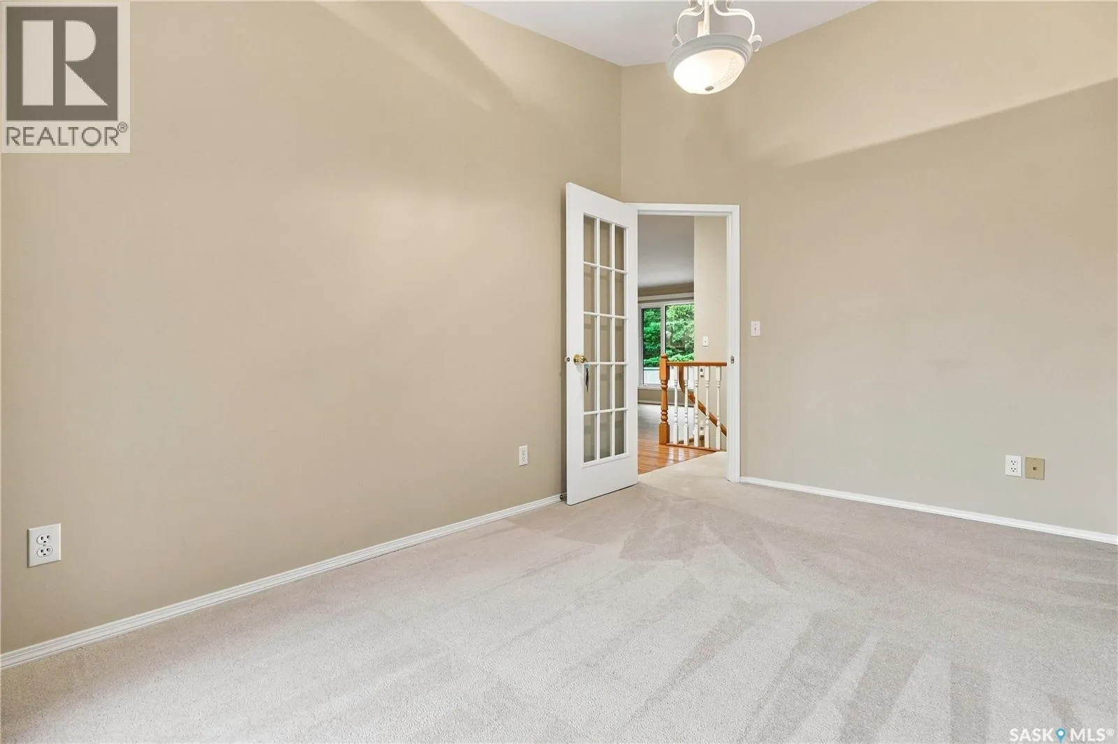 323 Garvie ROAD