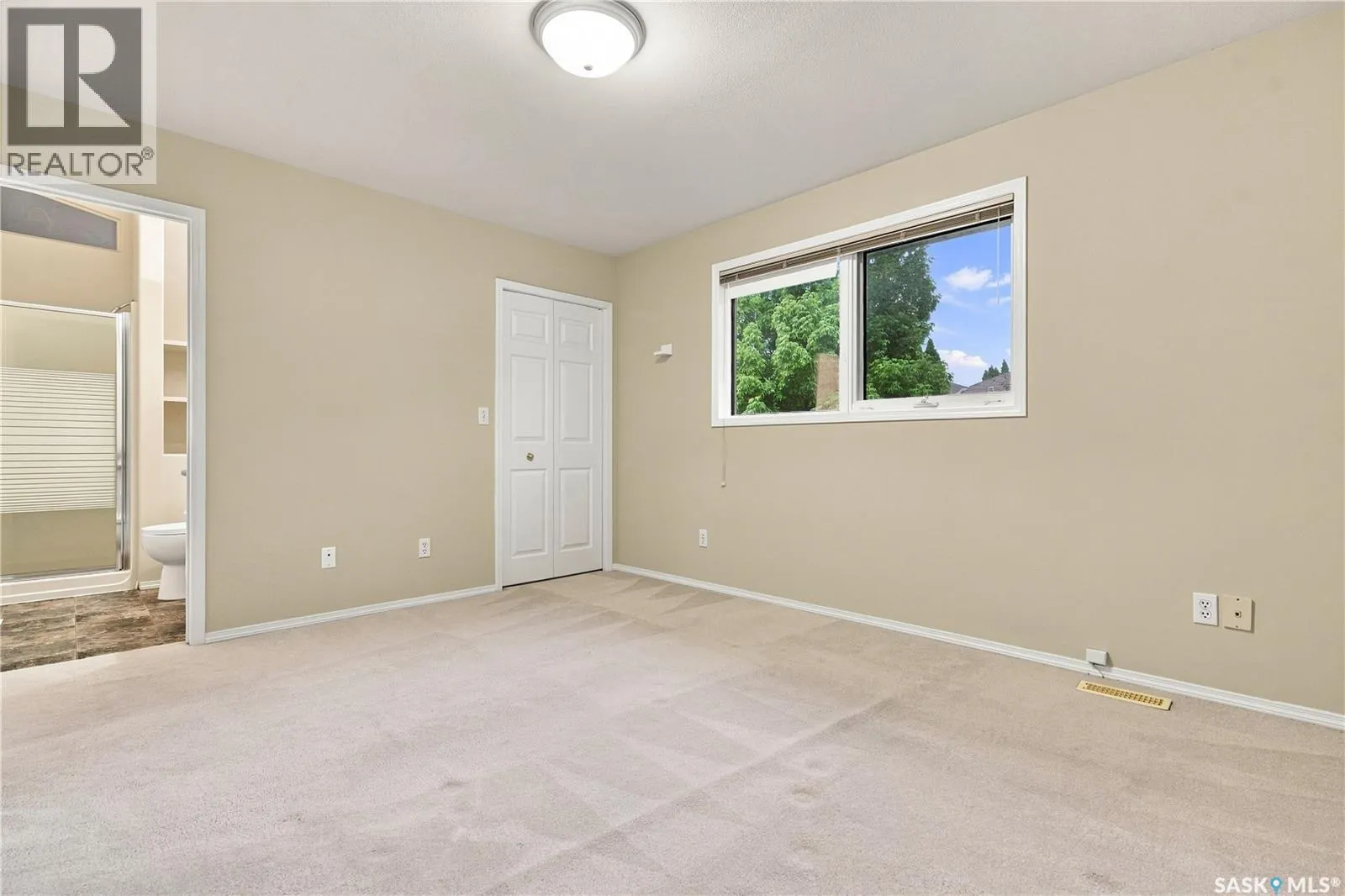 323 Garvie ROAD