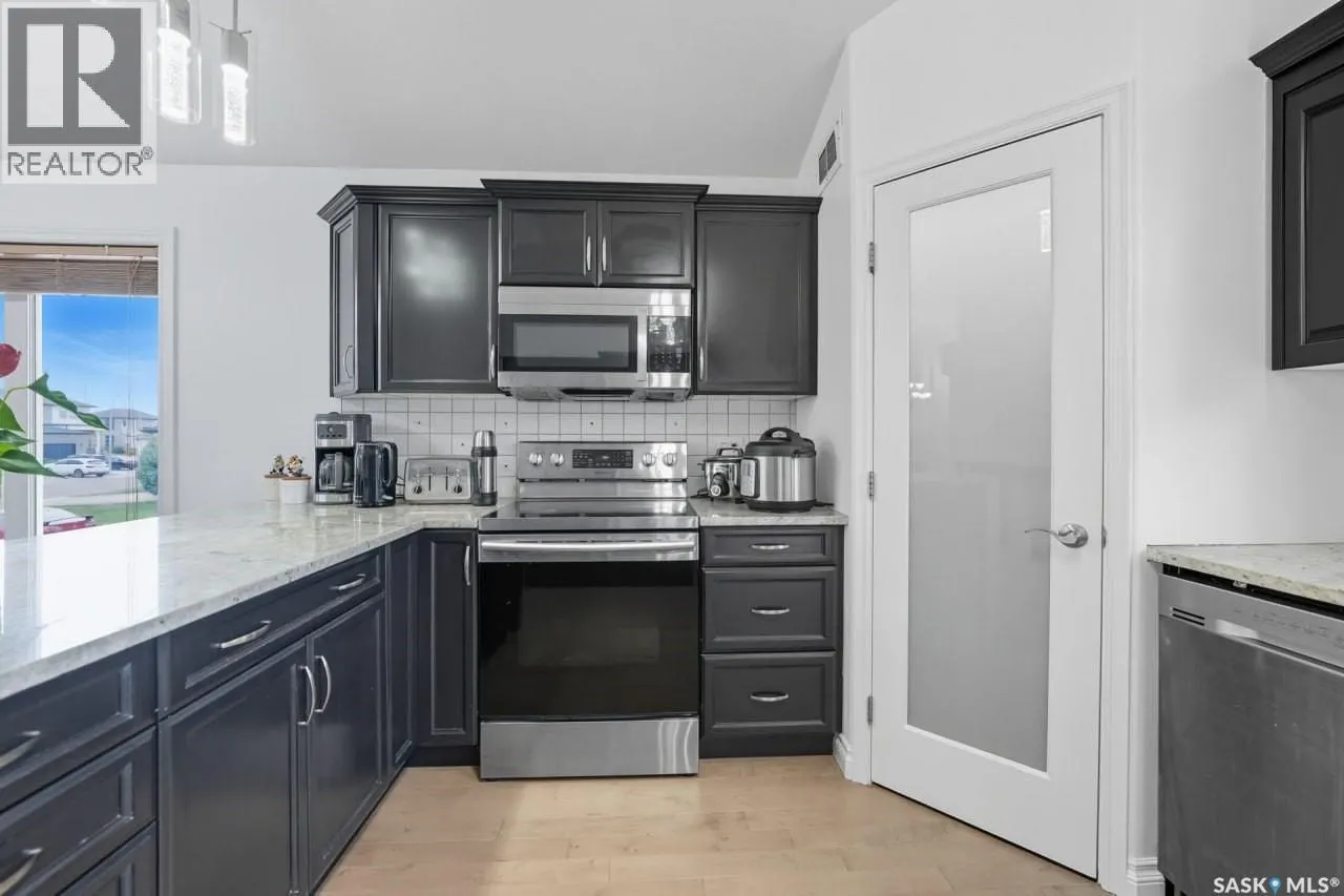 455 Hastings CRESCENT