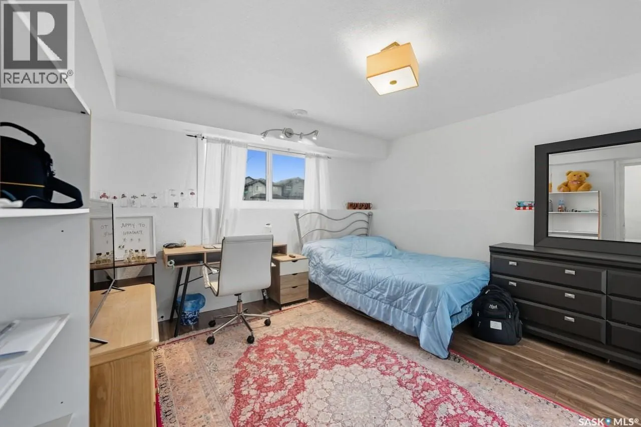 455 Hastings CRESCENT