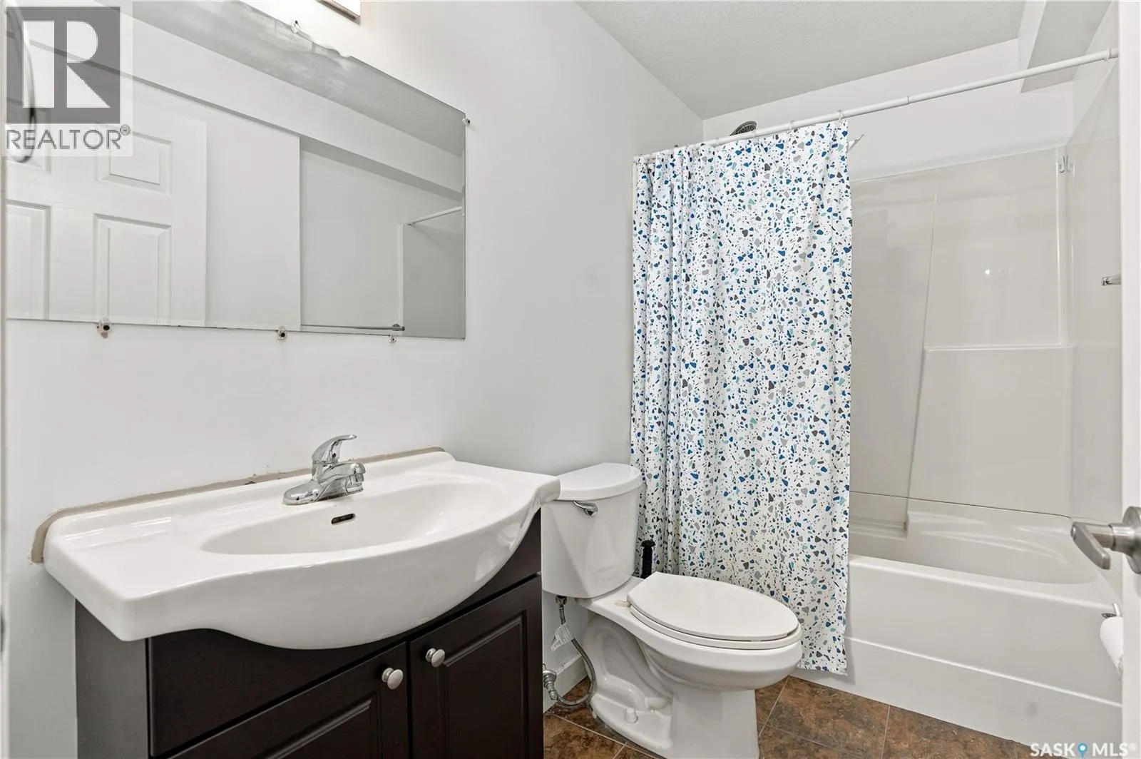 455 Hastings CRESCENT
