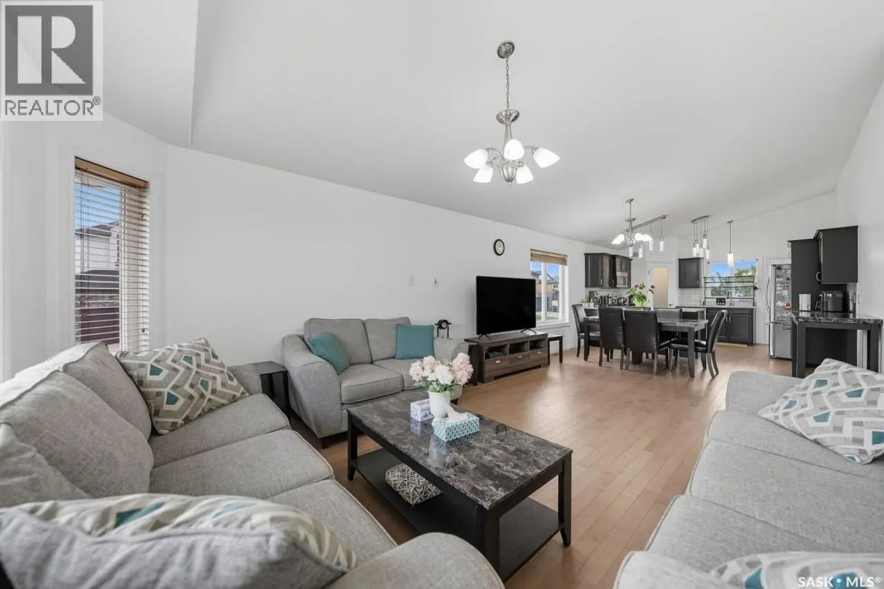 455 Hastings CRESCENT