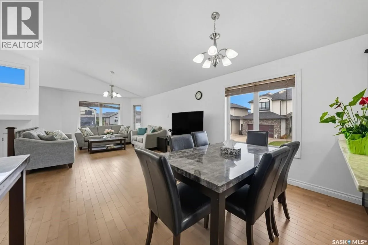 455 Hastings CRESCENT